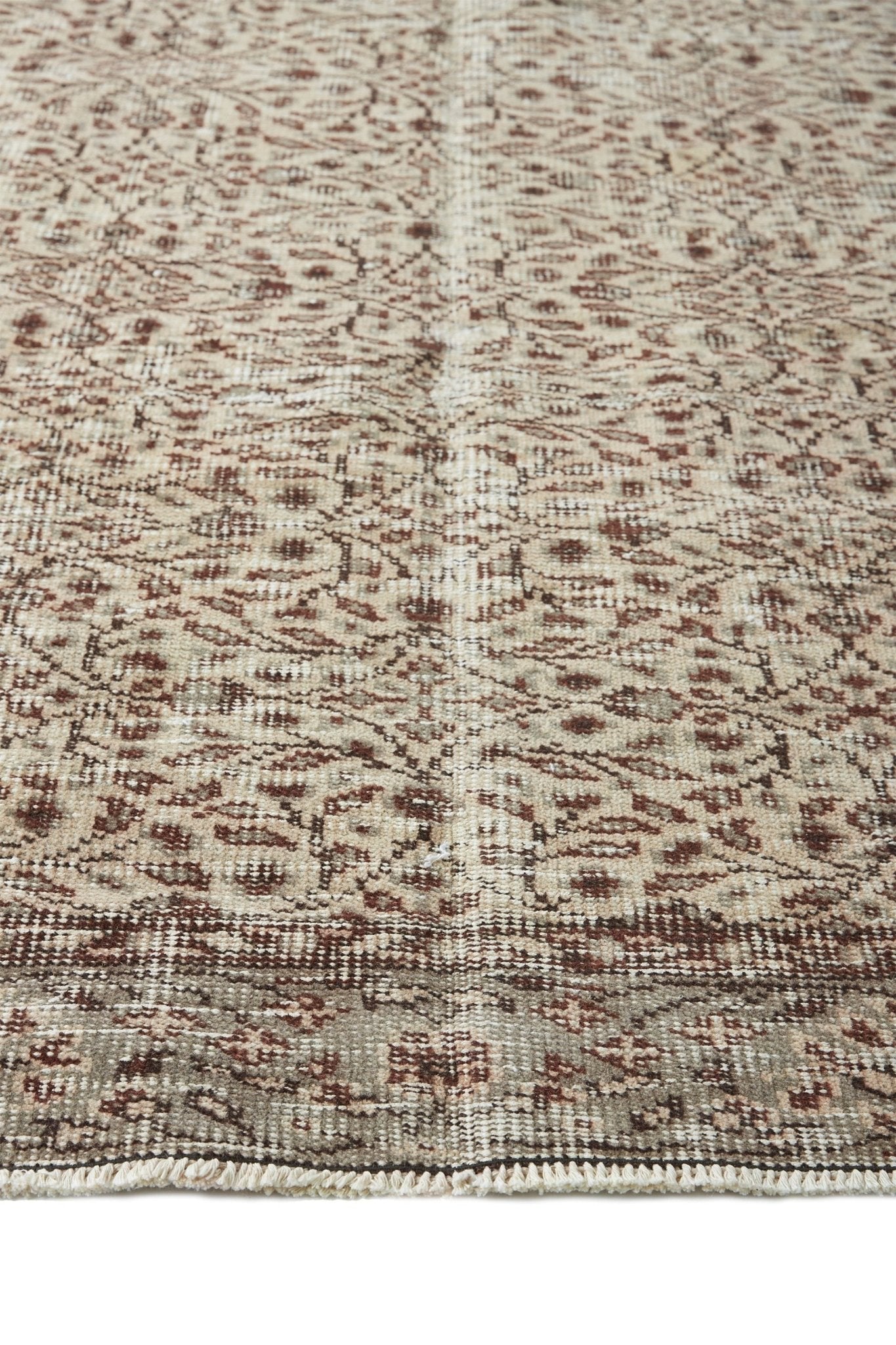 'Acacia' Vintage Turkish Rug - 5'1'' x 8'4'' - Canary Lane
