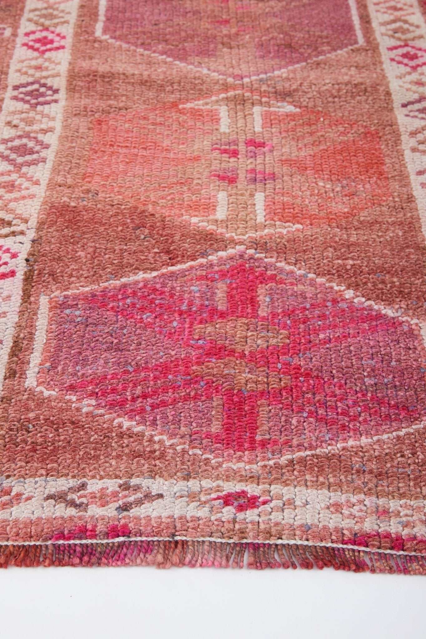 'Agnes' Vintage Turkish Runner - 2'5'' x 12'2'' - Canary Lane