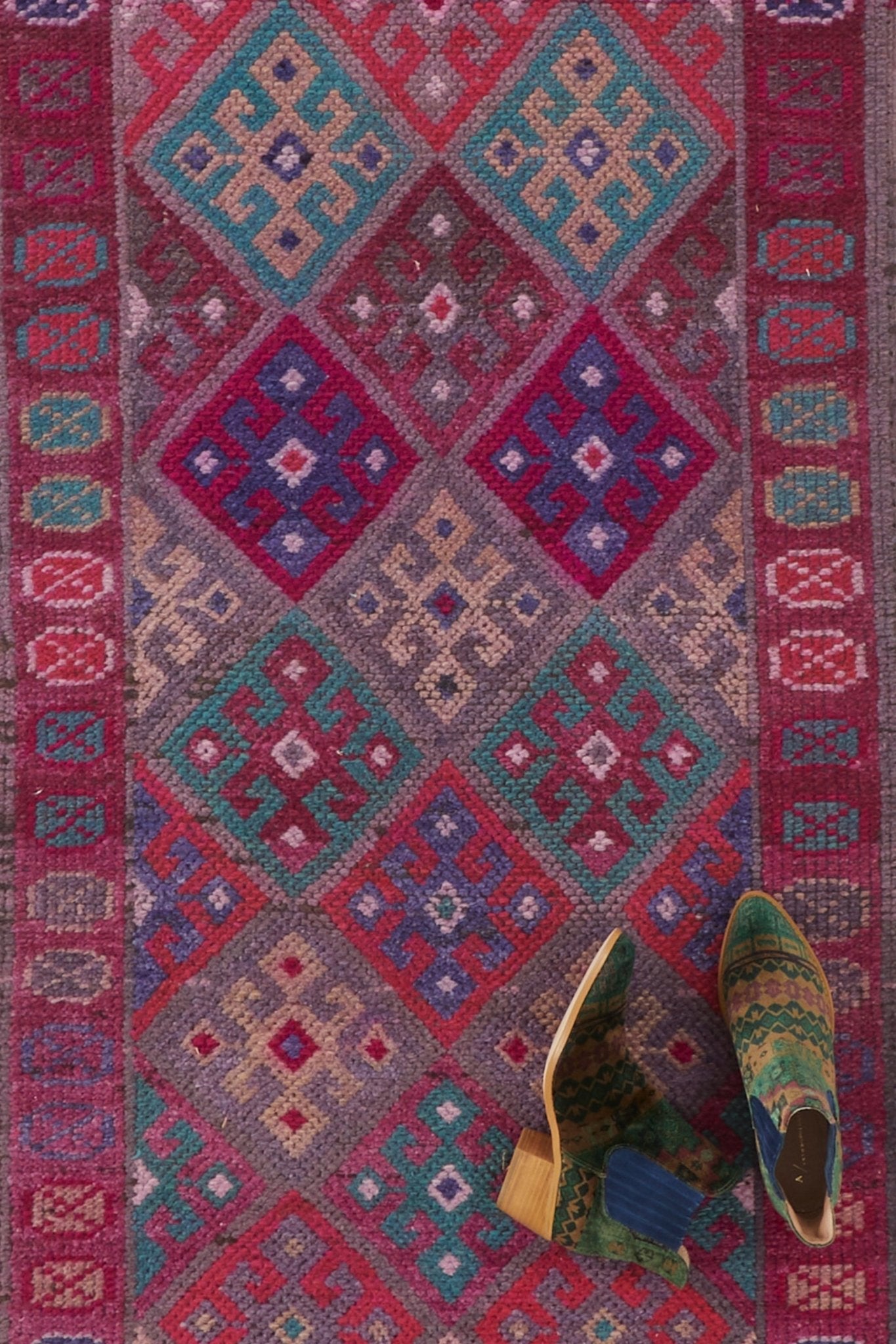 'Amethyst' Turkish Vintage Runner - 2'8