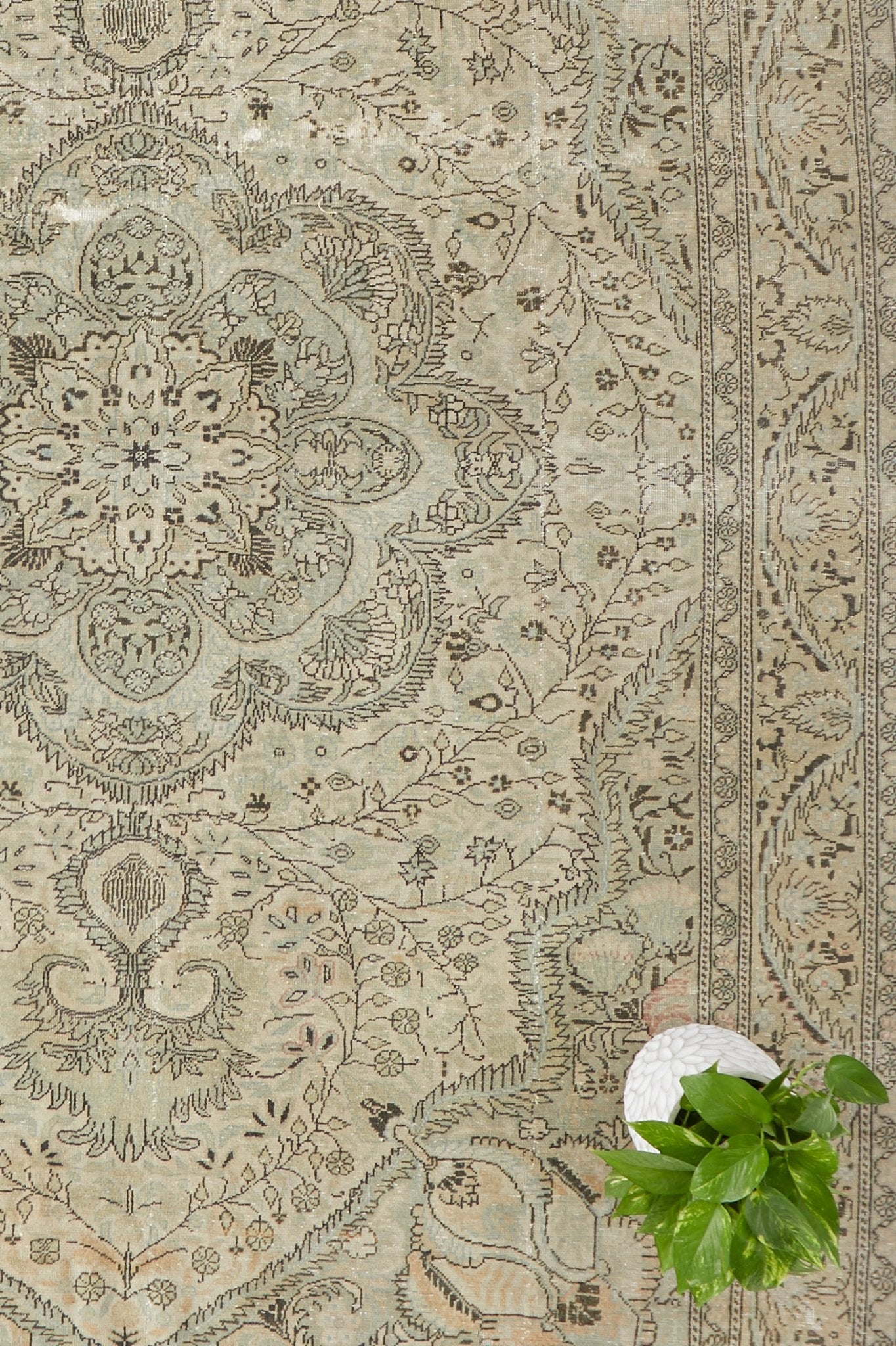 'Artemisia' Vintage Persian Rug - 6'6