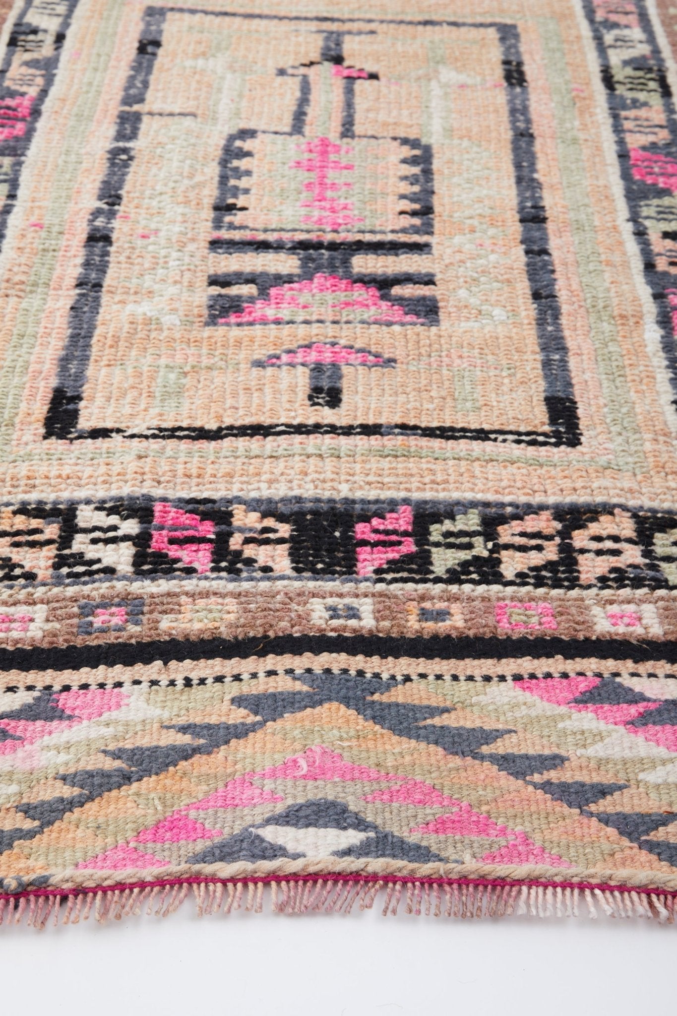 'Bea' Heirloom Vintage Turkish Runner - 2'6.5'' x 10'2'' - Canary Lane