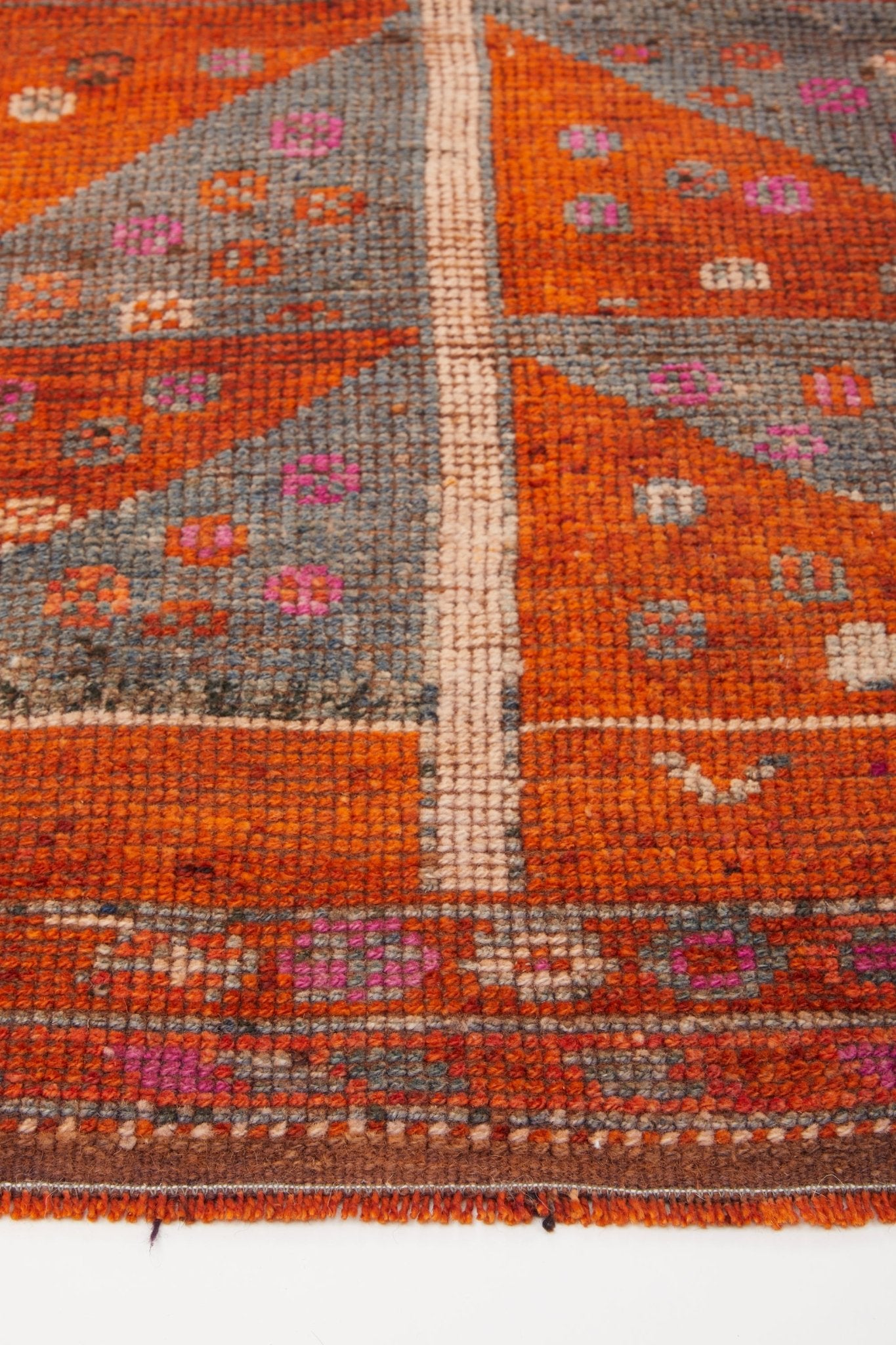 'Calvin' Vintage Turkish Runner - 3'7'' x 10'8'' - Canary Lane