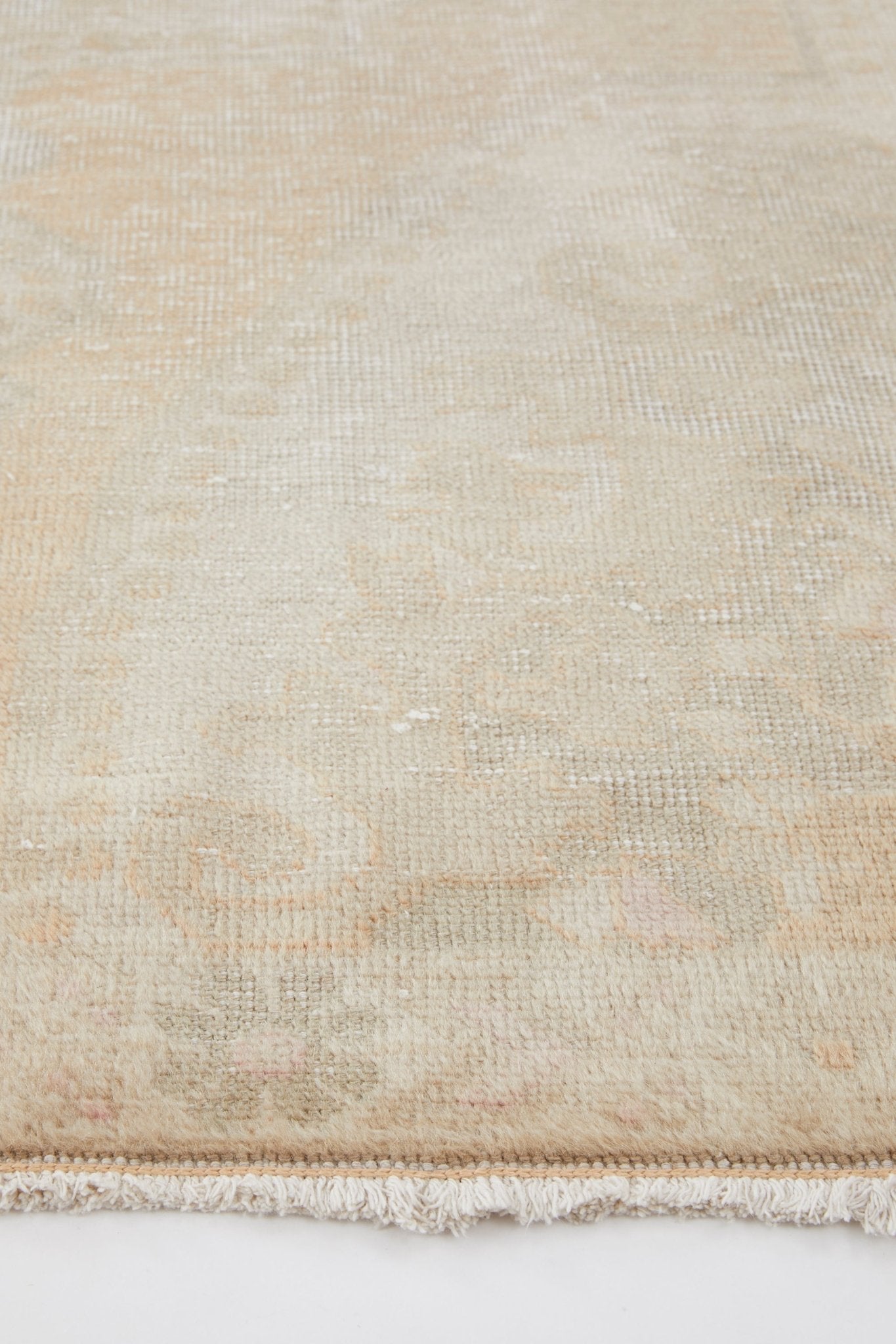 'Cressida' Vintage Rug - 4'2