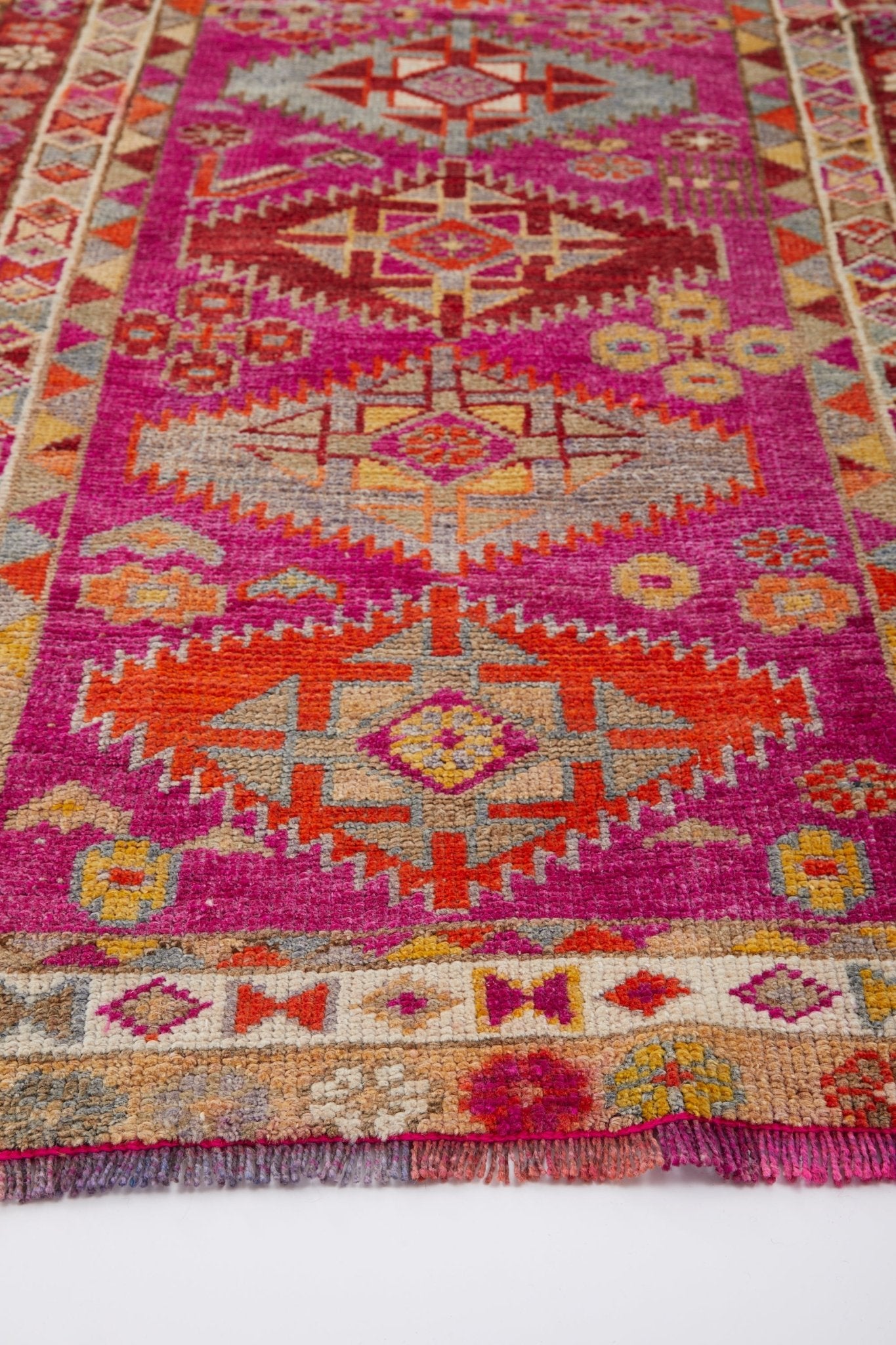'Crocus' Vintage Turkish Long Runner - 2'8'' x 15'3'' - Canary Lane