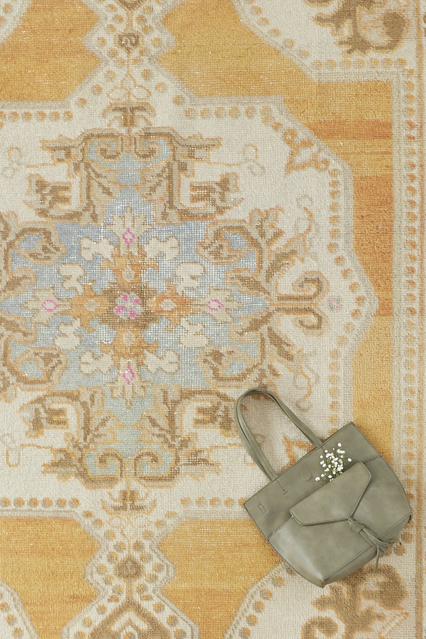 ‘Daydream’ Vintage Turkish Oushak Rug - 4'9