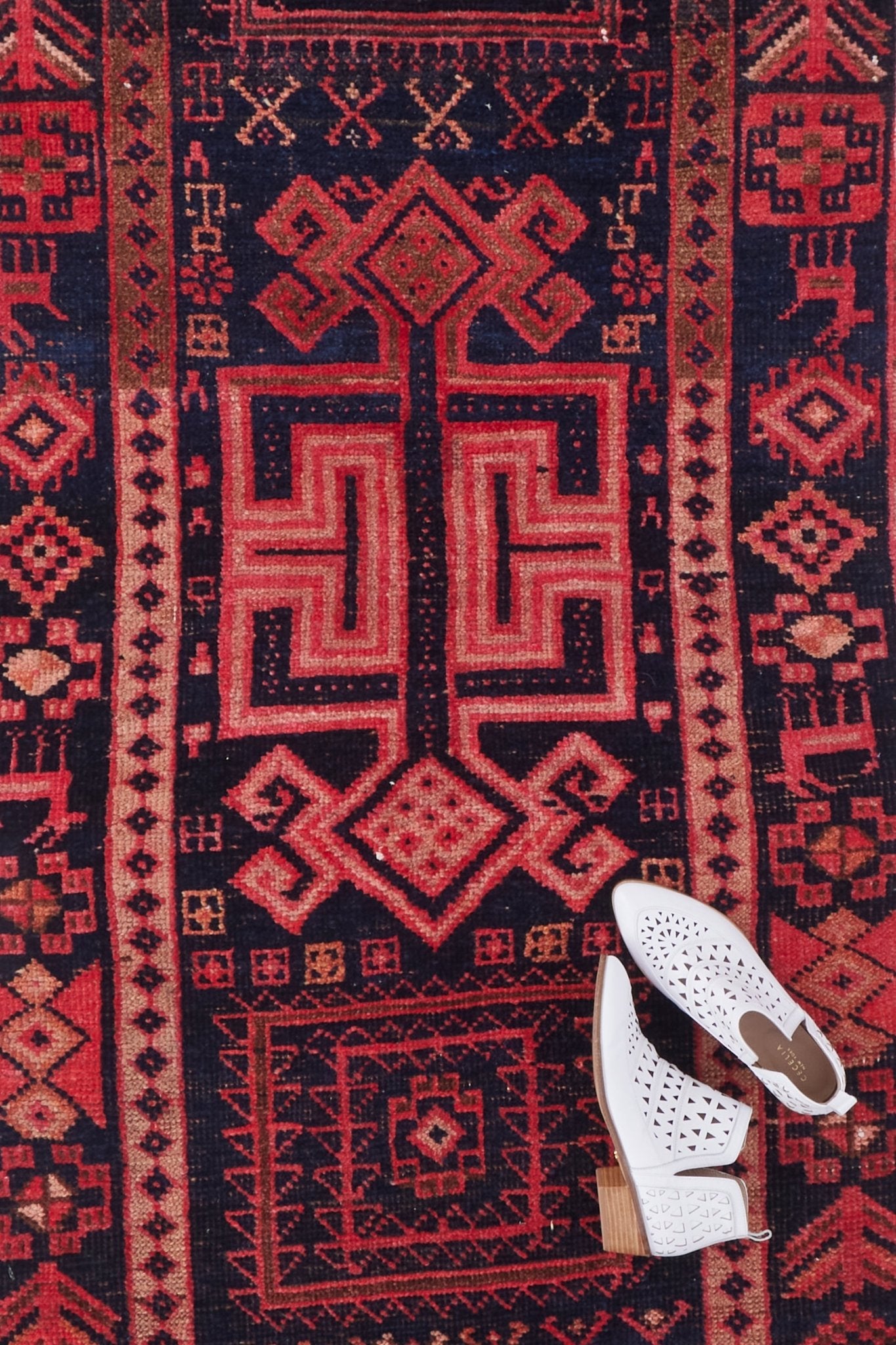 'Edith' Vintage Turkish Runner - 2'10'' x 11'9'' - Canary Lane
