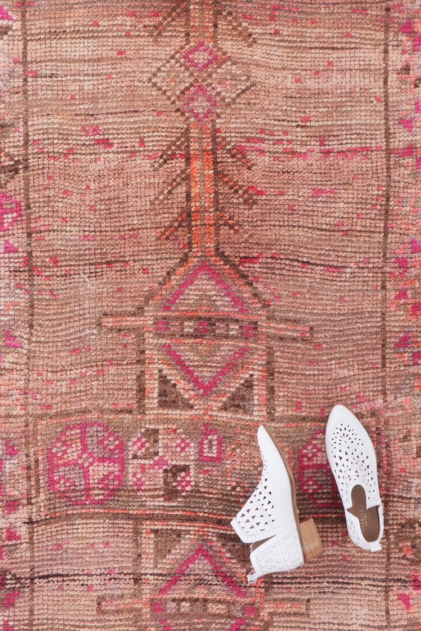 Emma Vintage Heirloom Turkish Runner - 2'10'' x 11'8'' - Canary Lane