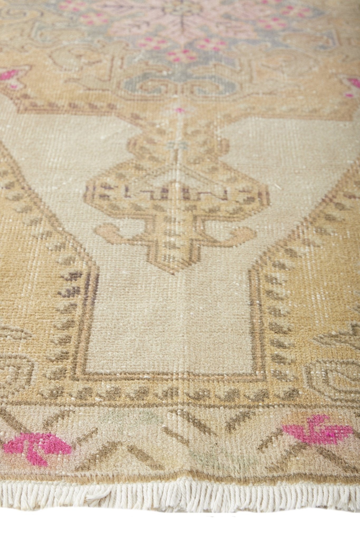 ‘Enchanted’ Vintage Turkish Oushak Rug - 4'6