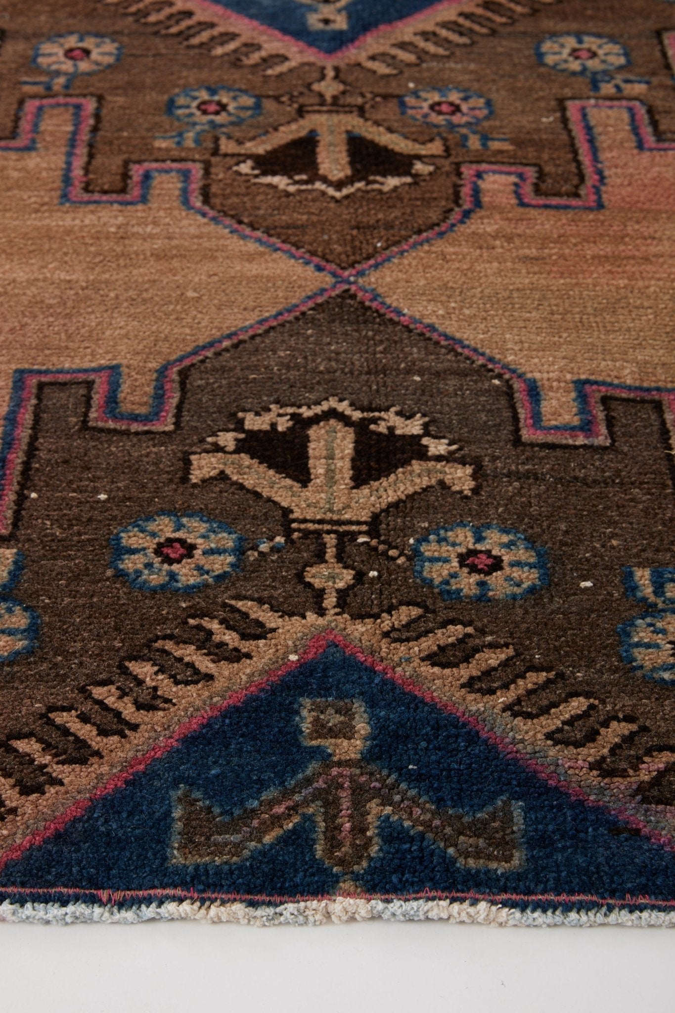 'Fern' Vintage Turkish Area Rug - 5'9