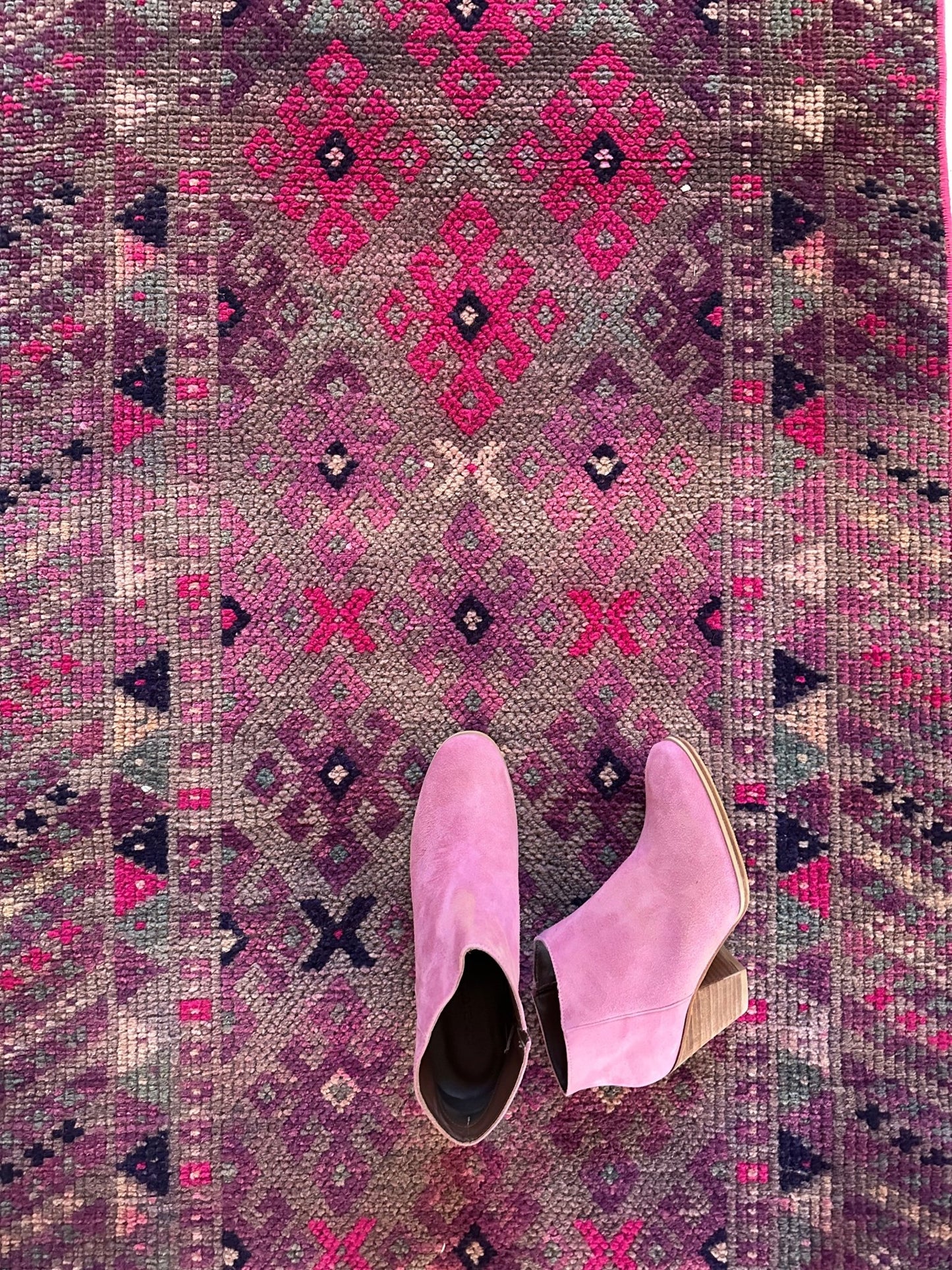 'Florence' Vintage Runner - 2'5