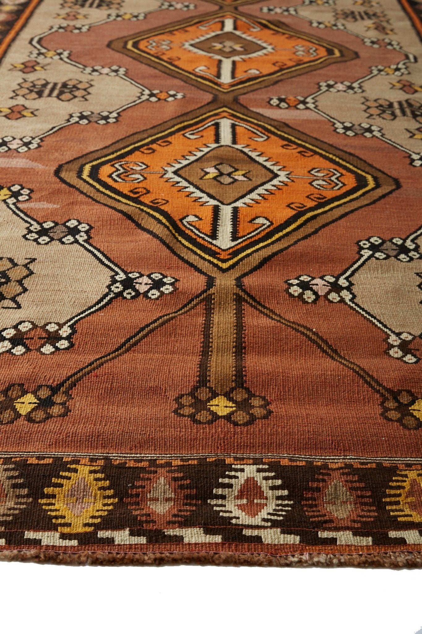 'Gemma' Vintage Kilim Rug - 4'10.5