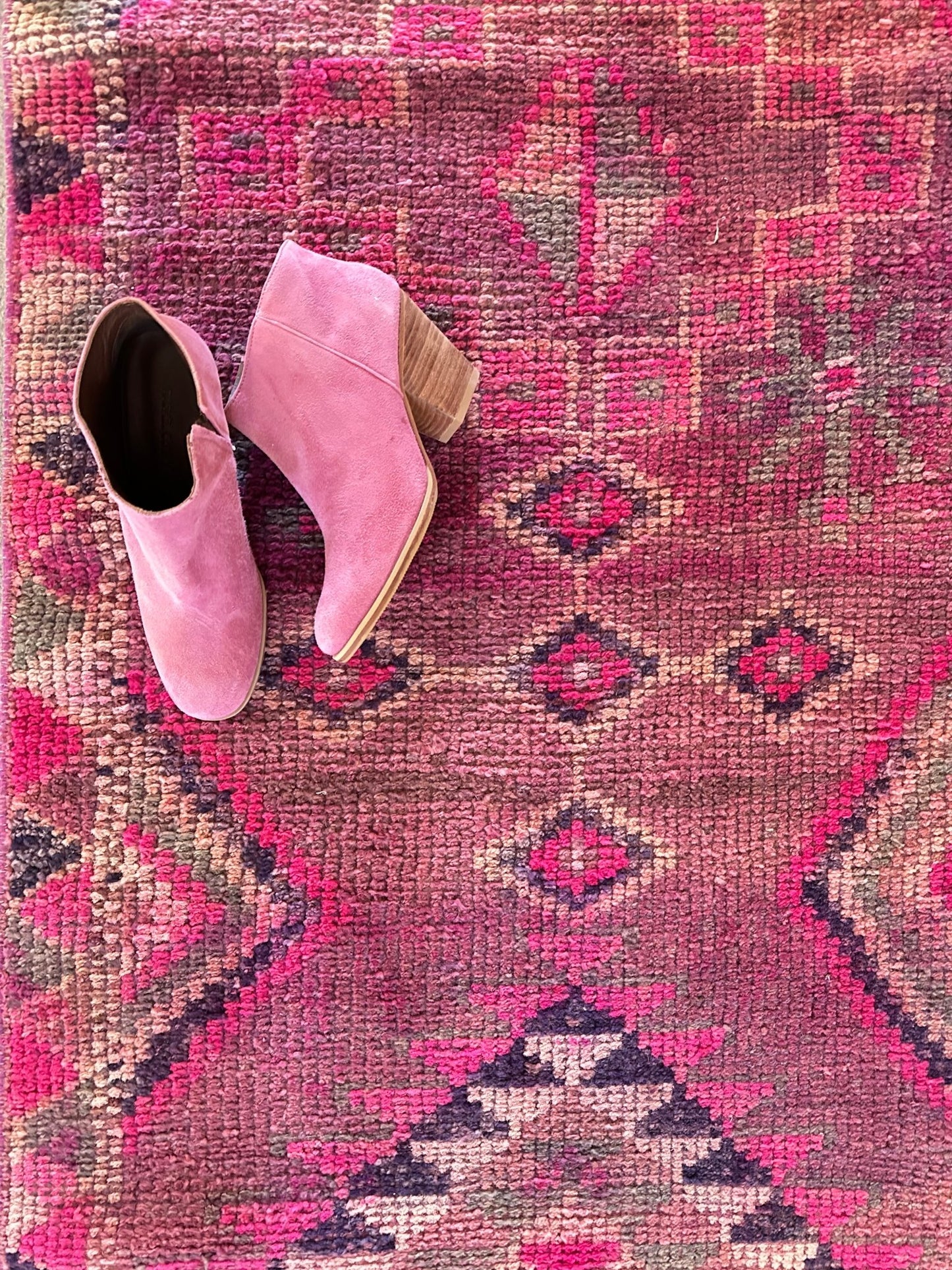 'Gertrude' Vintage Turkish Runner - 2'6