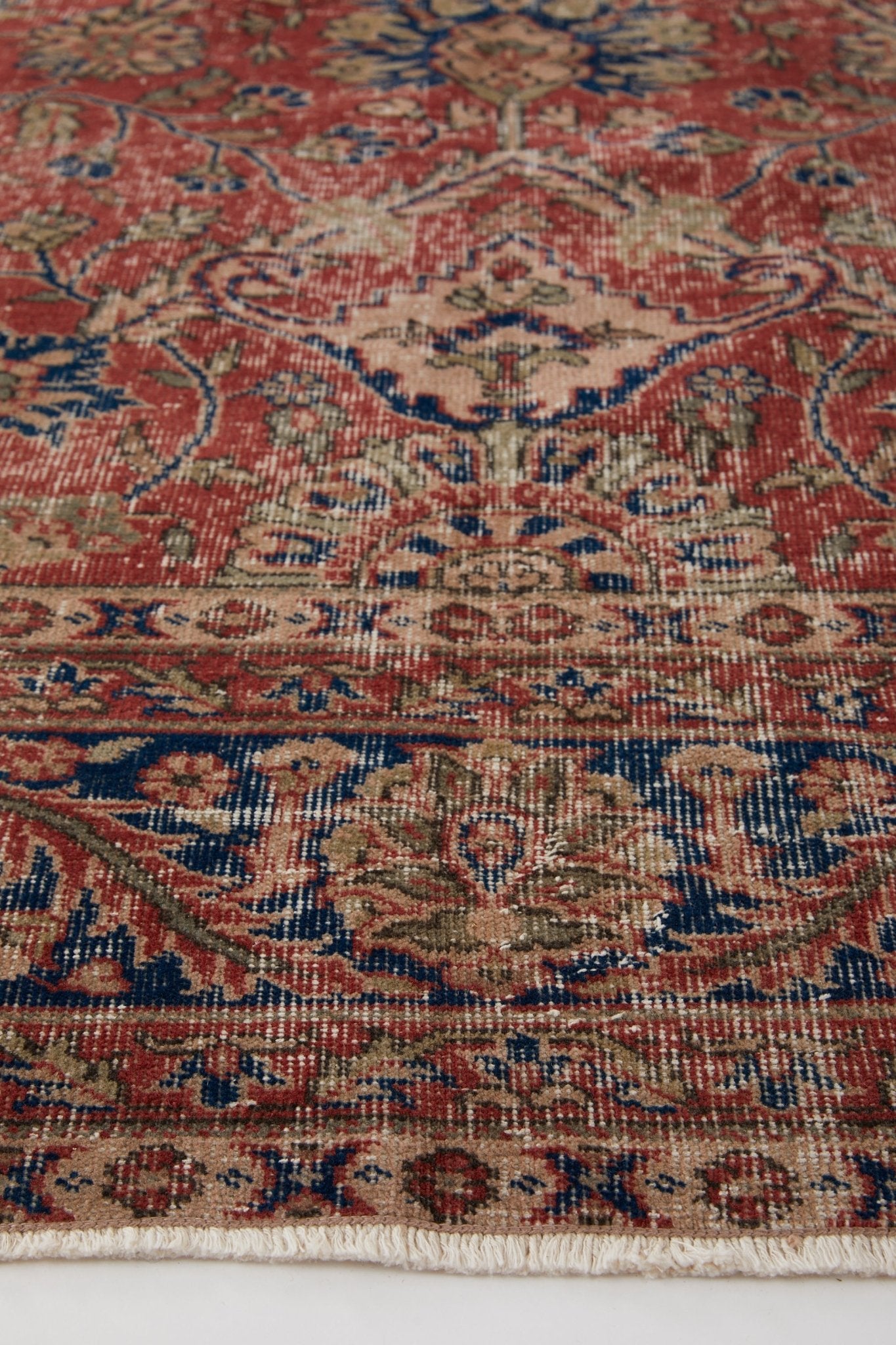 'Jasmine' Turkish Vintage Area Rug - 7’10” x 11” - Canary Lane