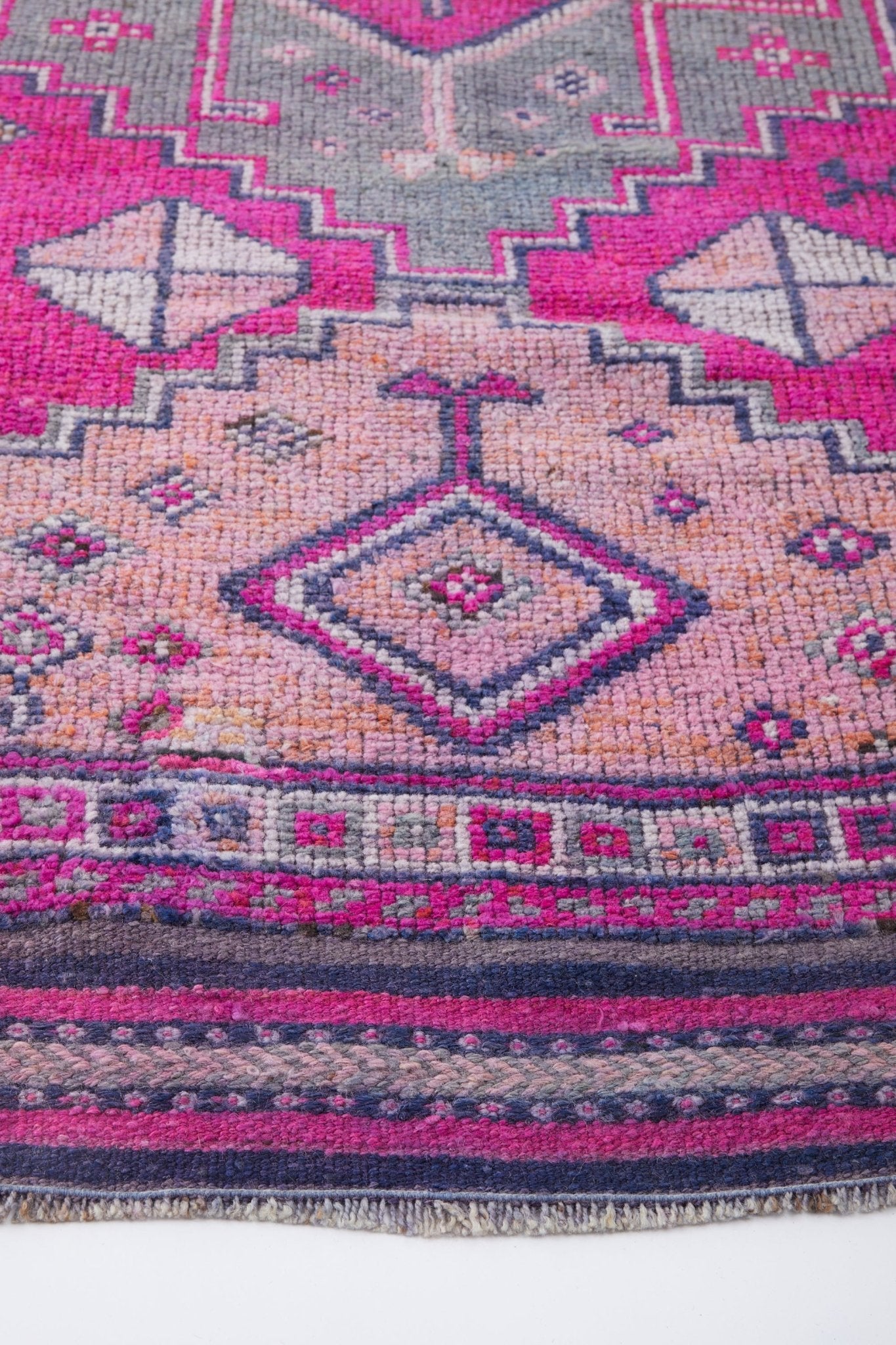 'Juniper' Vintage Turkish Runner - 2'11'' x 11'10'' - Canary Lane