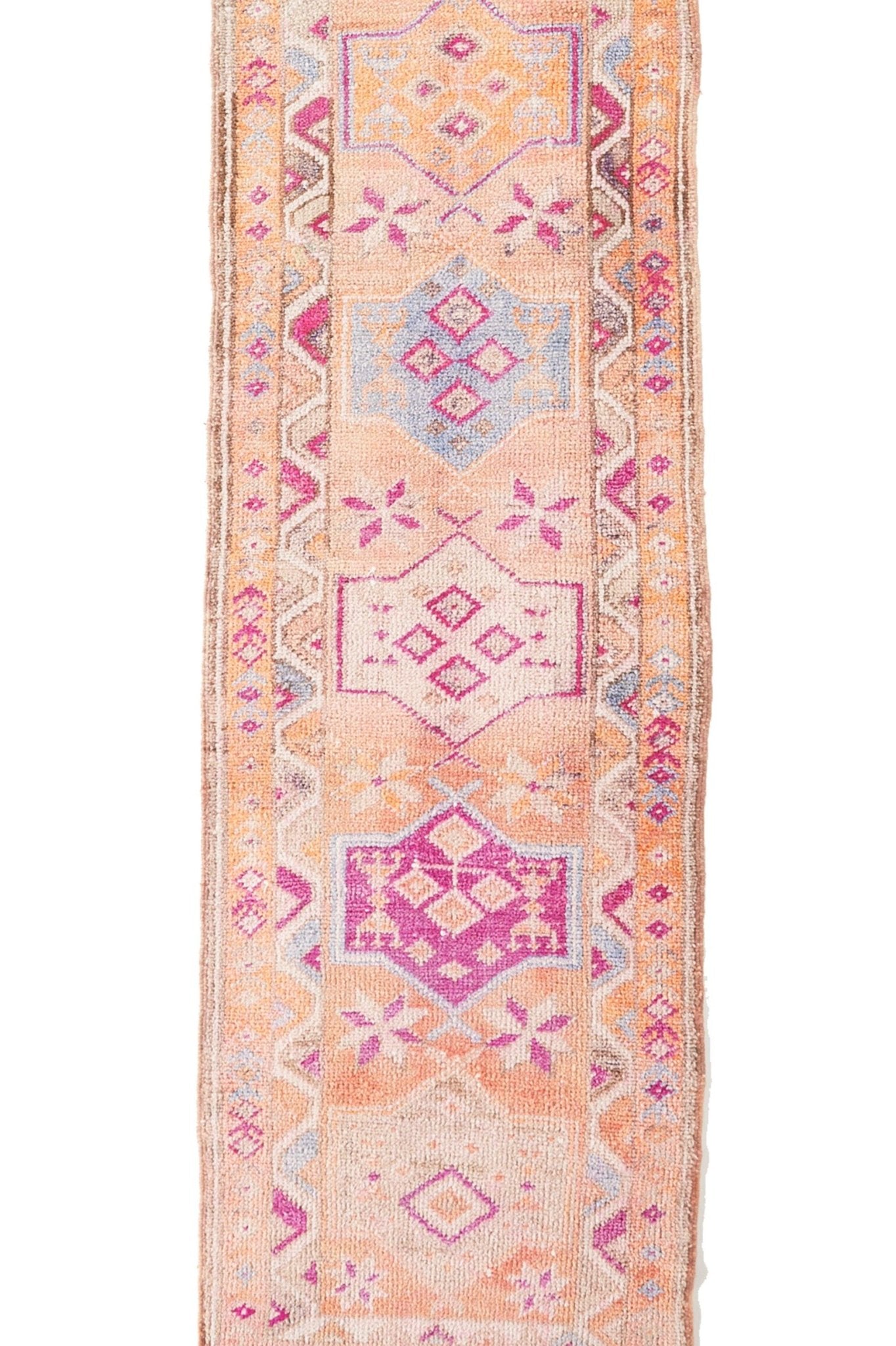 'Kismet' Turkish Runner Rug - 2'8