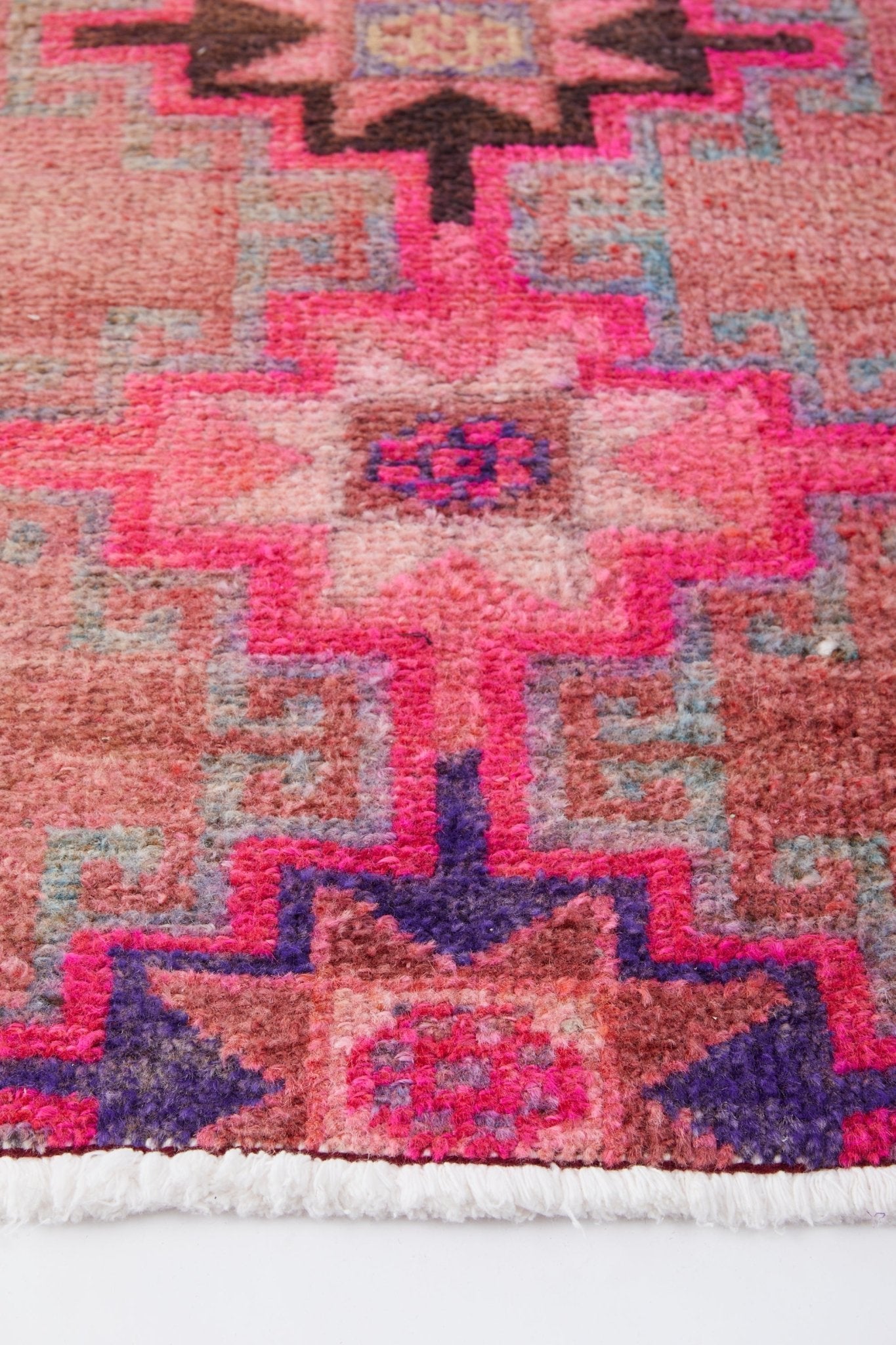 'Lola' Vintage Turkish Runner - 2'1'' x 9'7'' - Canary Lane