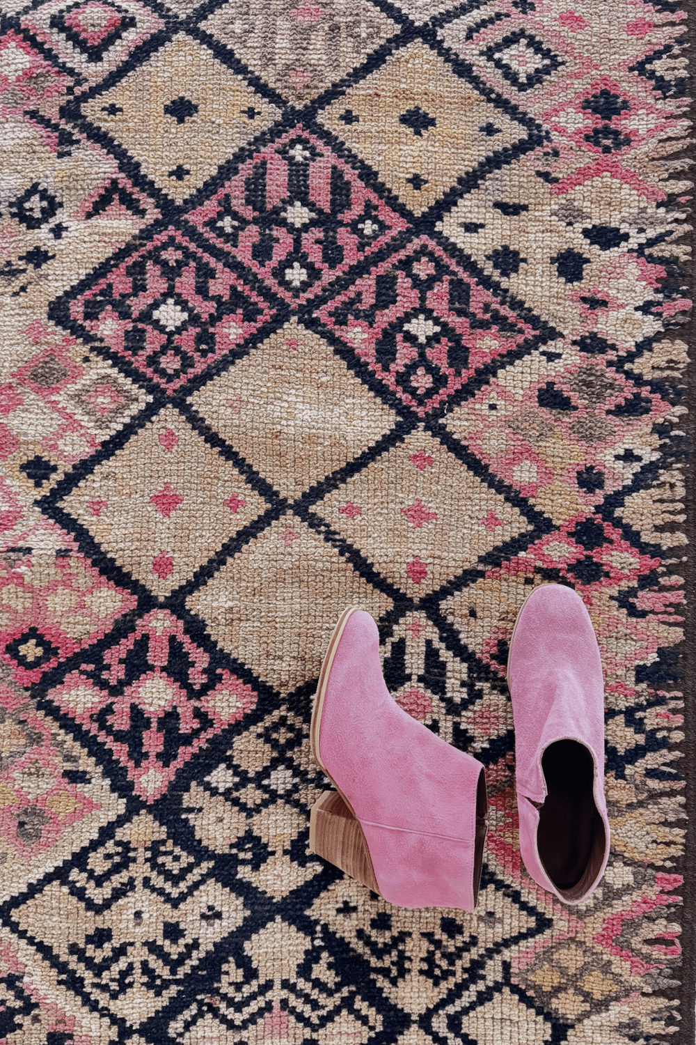 'Lowery' Vintage Turkish Kilim Runner - 2'7