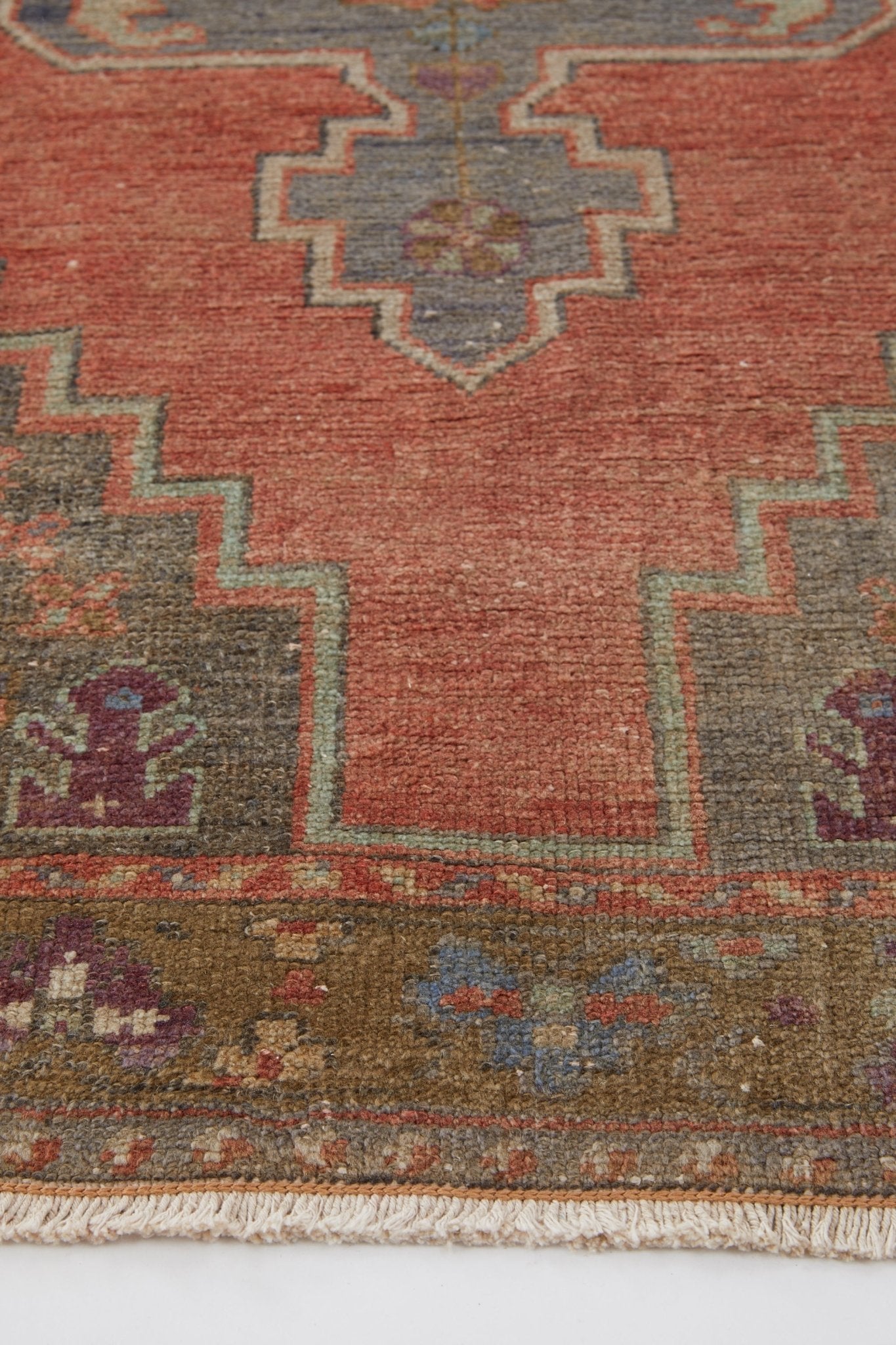 'Mae' Turkish Vintage Area Rug - 4'3