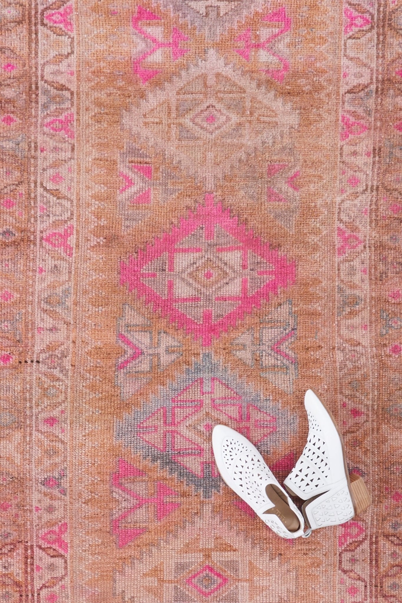 'Margot' Turkish Vintage Runner Rug - 2'11