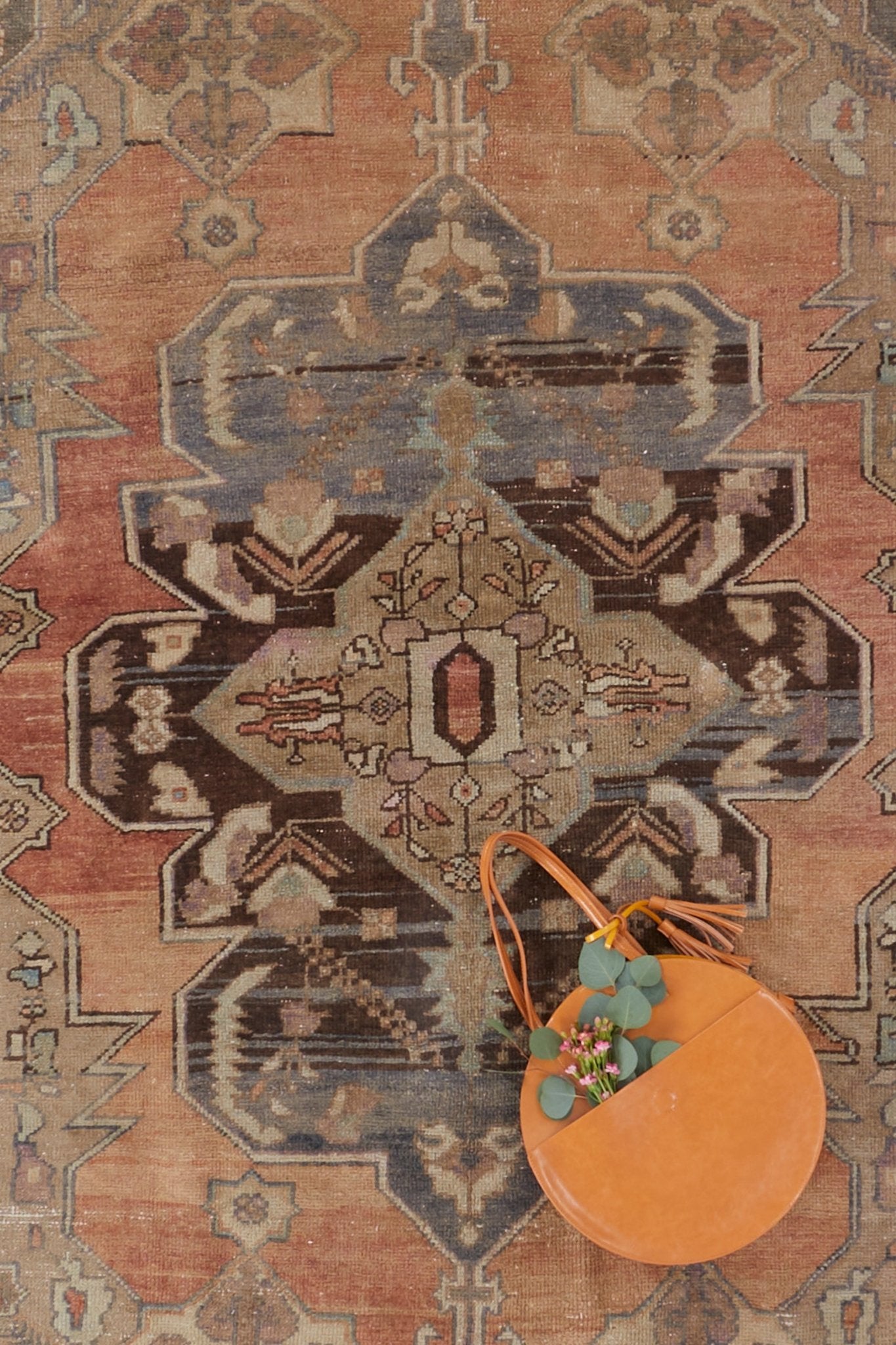 'Mera' Vintage Turkish Rug - 4'6'' x 8'2'' - Canary Lane
