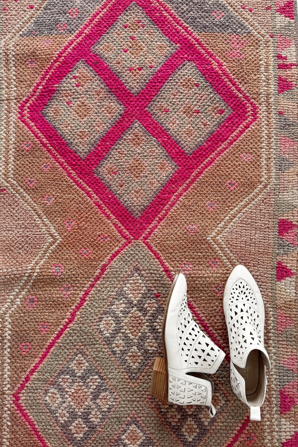 'Moon' Vintage Turkish Runner - 2'6.5