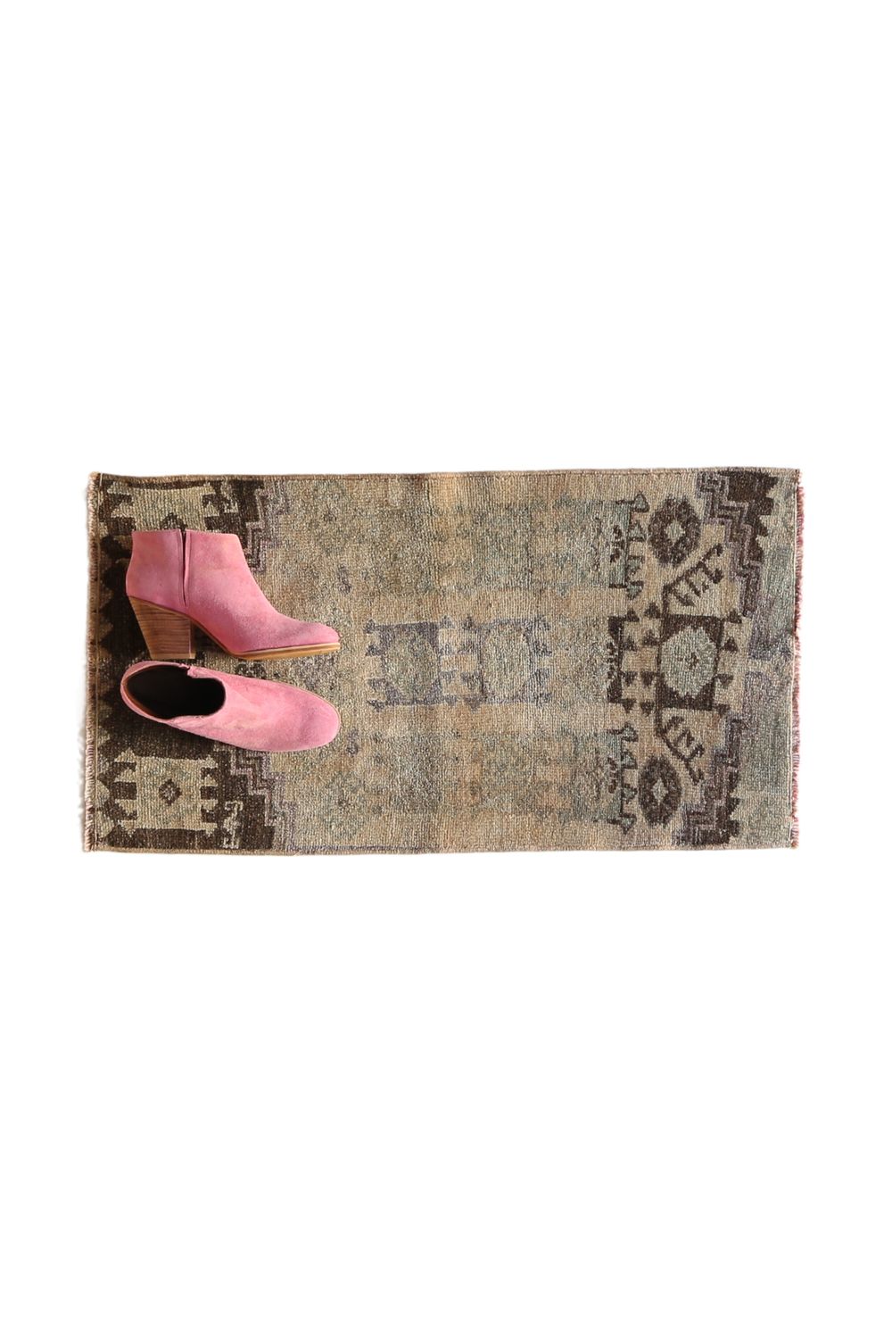 No. 1608 Mini Turkish Vintage Rug - 1'5.5