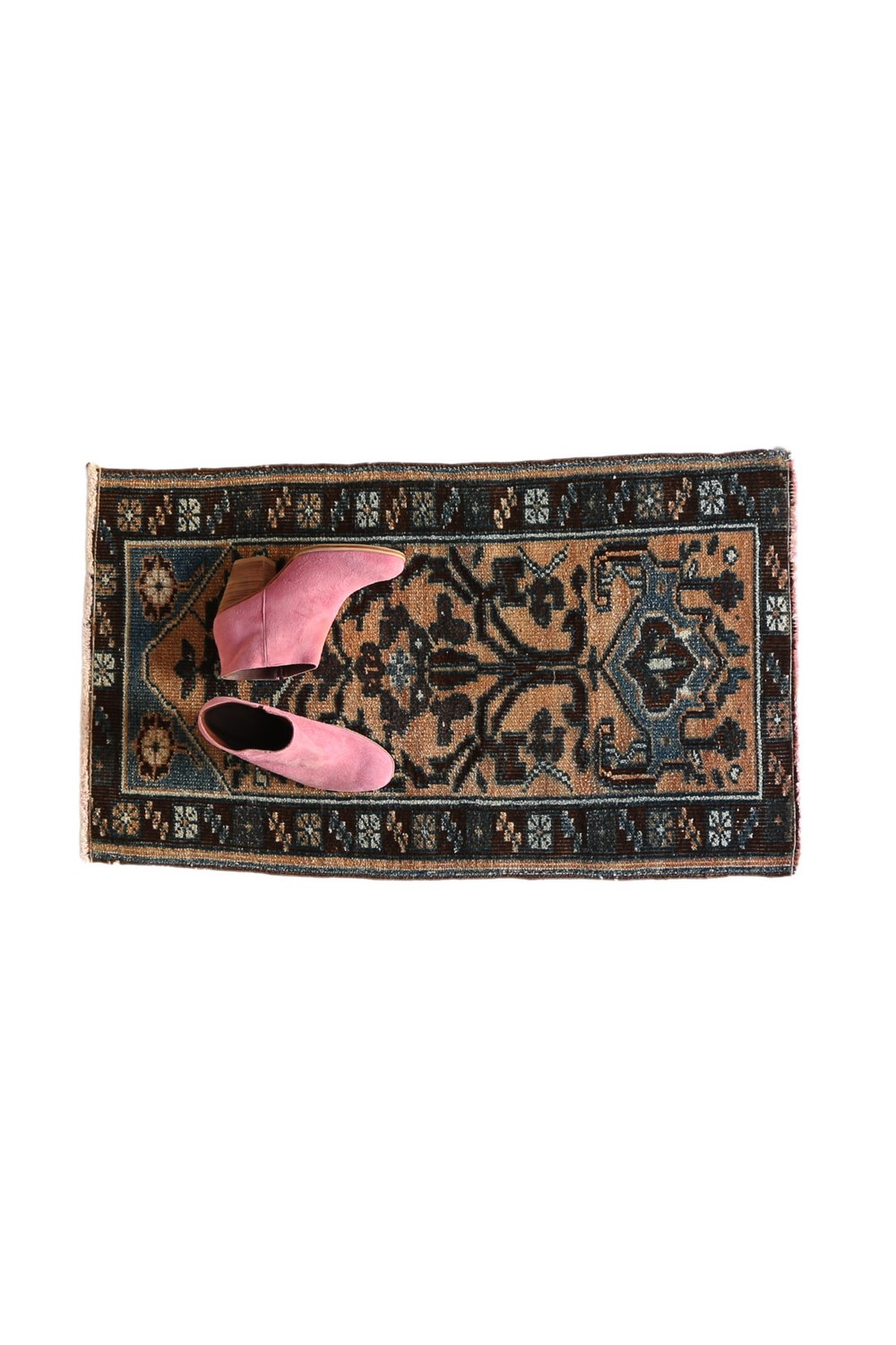 No. 1611 Mini Turkish Vintage Rug - 1'5
