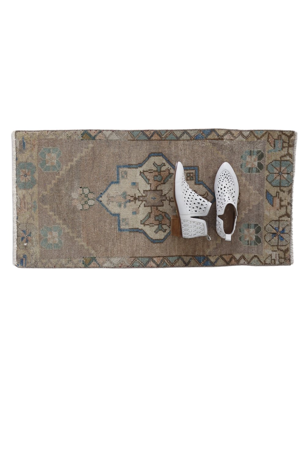No. 1720 Mini Turkish Vintage Rug - 1'8