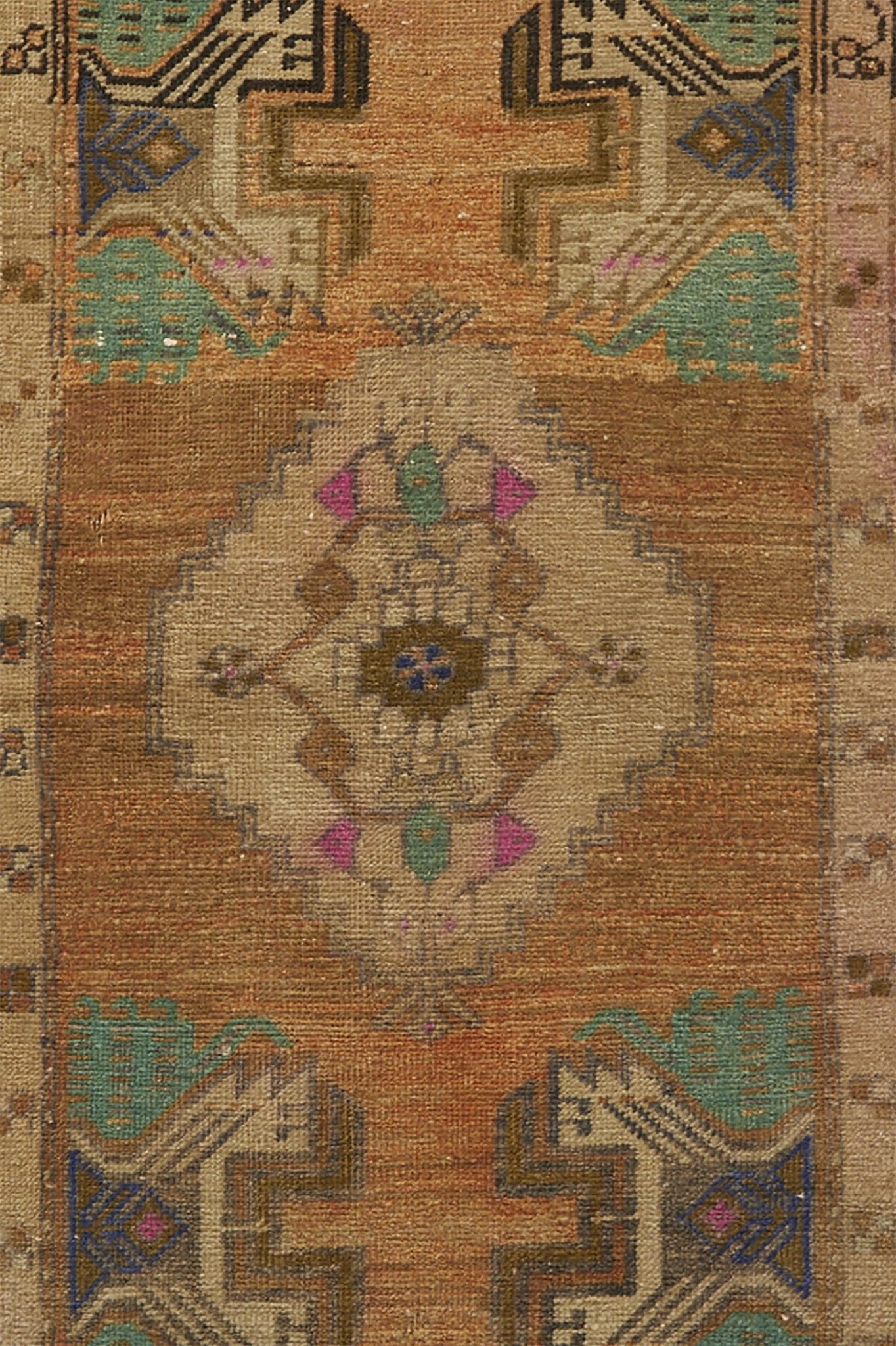 No. 644 Mini Rug - 1'8