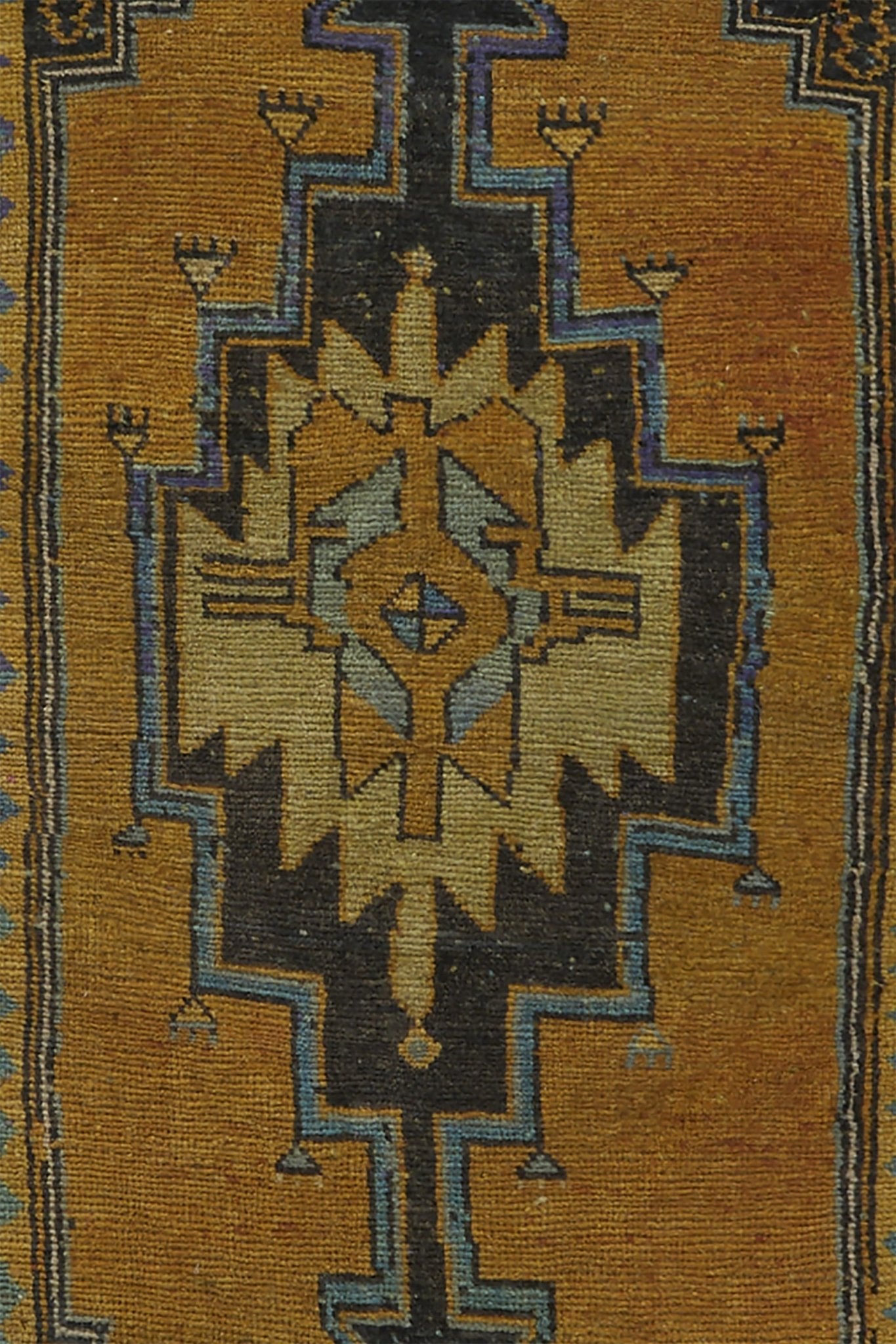No. 755 Mini Rug - 1'8