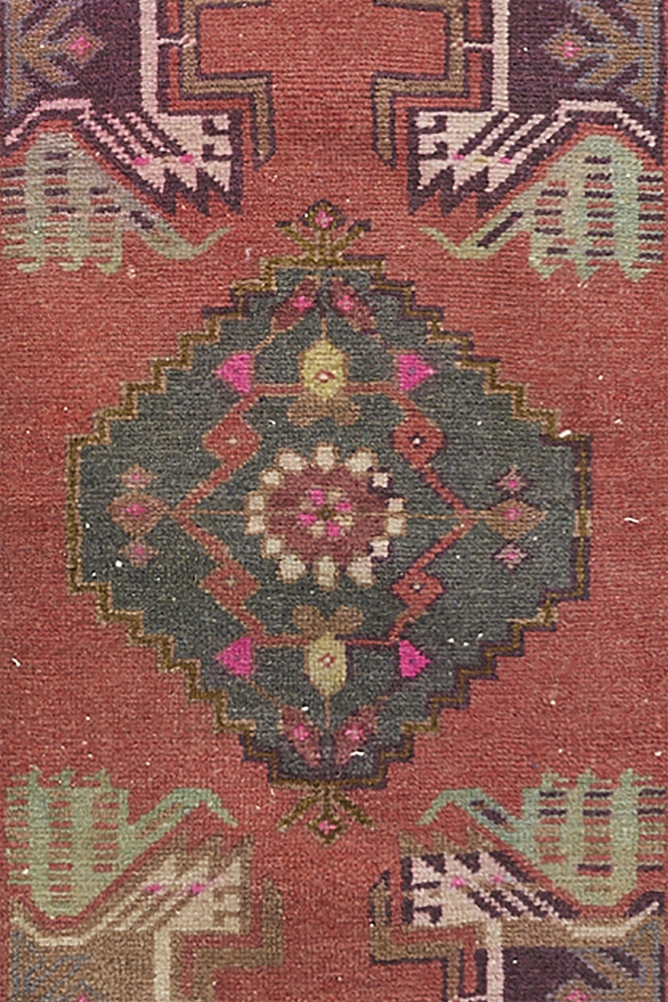No. 955 Petite Rug - 1'9