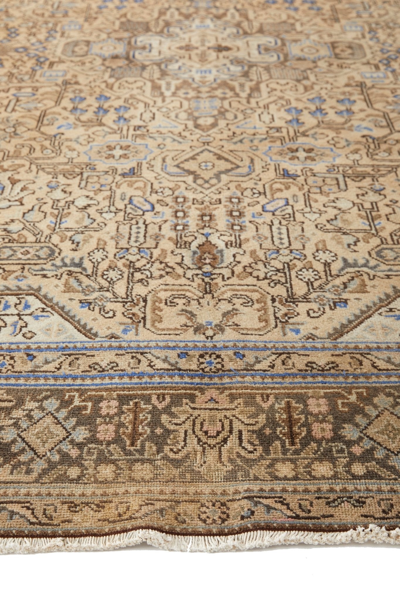 'Nova' Vintage Persian Rug - 4'10