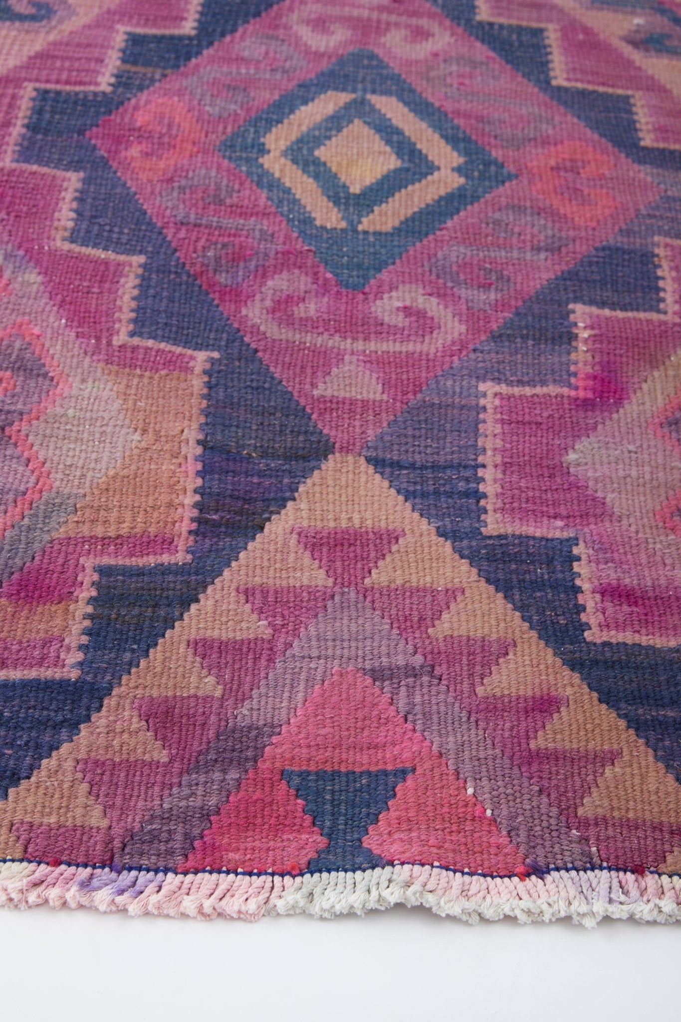 'Olivia' Vintage Heirloom Turkish Kilim Runner - 3'2'' x 12'7'' - Canary Lane