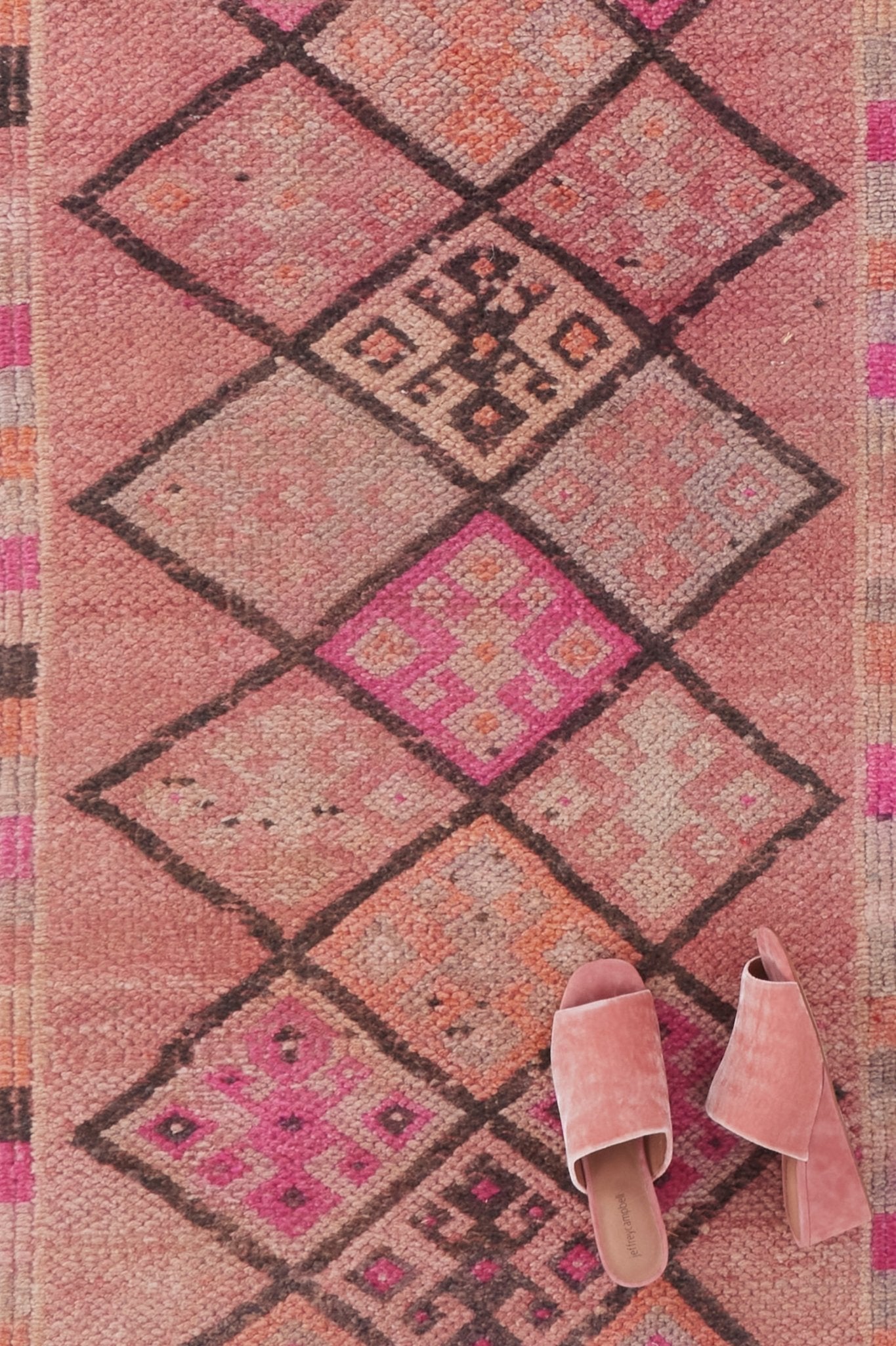 'Sasha' Vintage Turkish Runner - 2'7'' x 12'9'' - Canary Lane