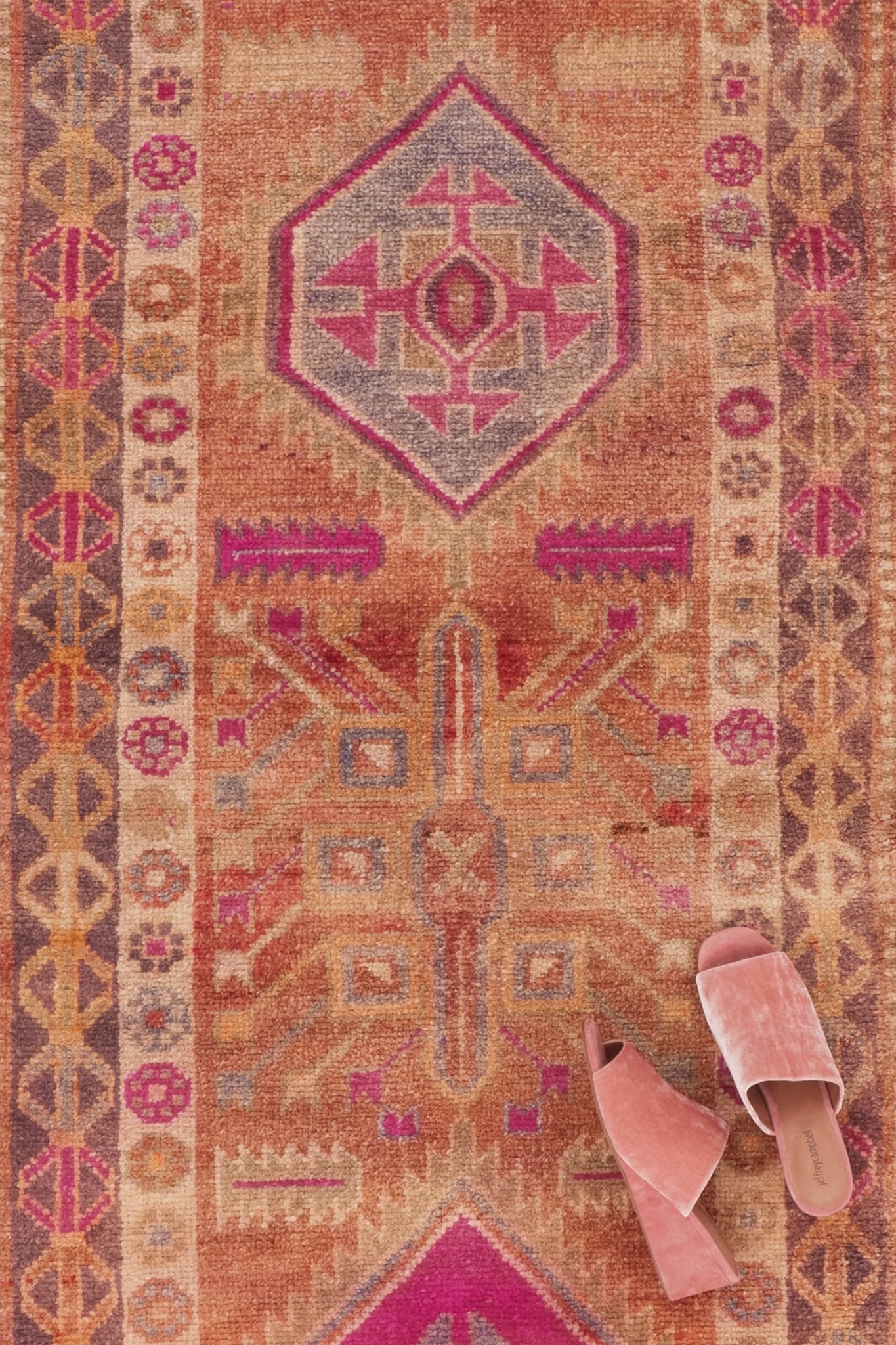 'Savannah' Vintage Turkish Runner - 2'10'' x 9'6.5'' - Canary Lane