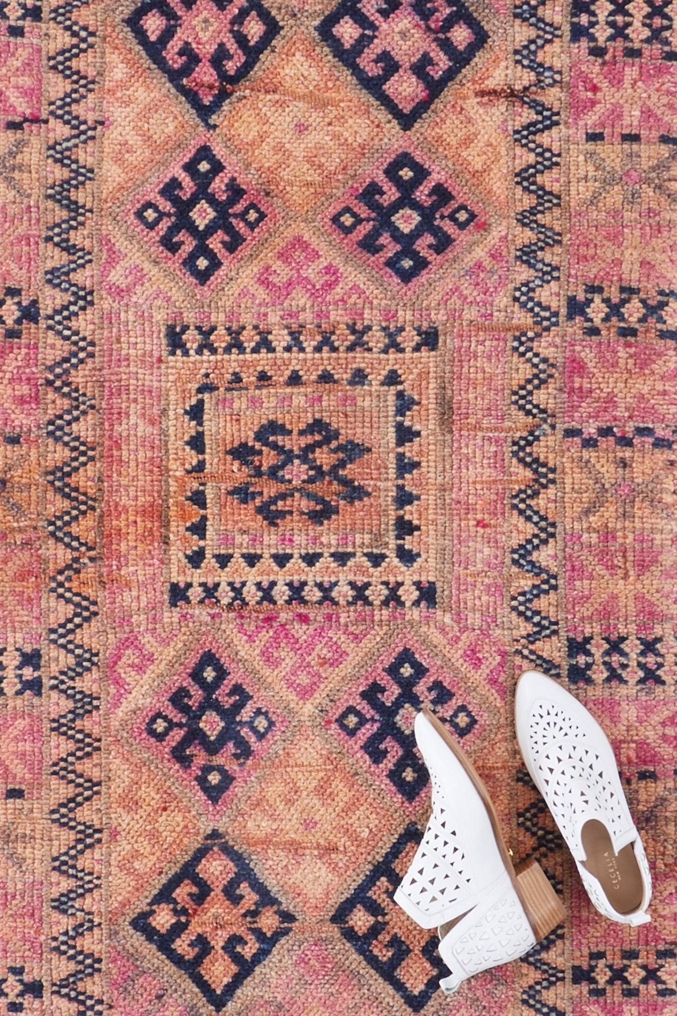 'Summer' Turkish Runner Rug - 2'8'' x 11'10'' - Canary Lane
