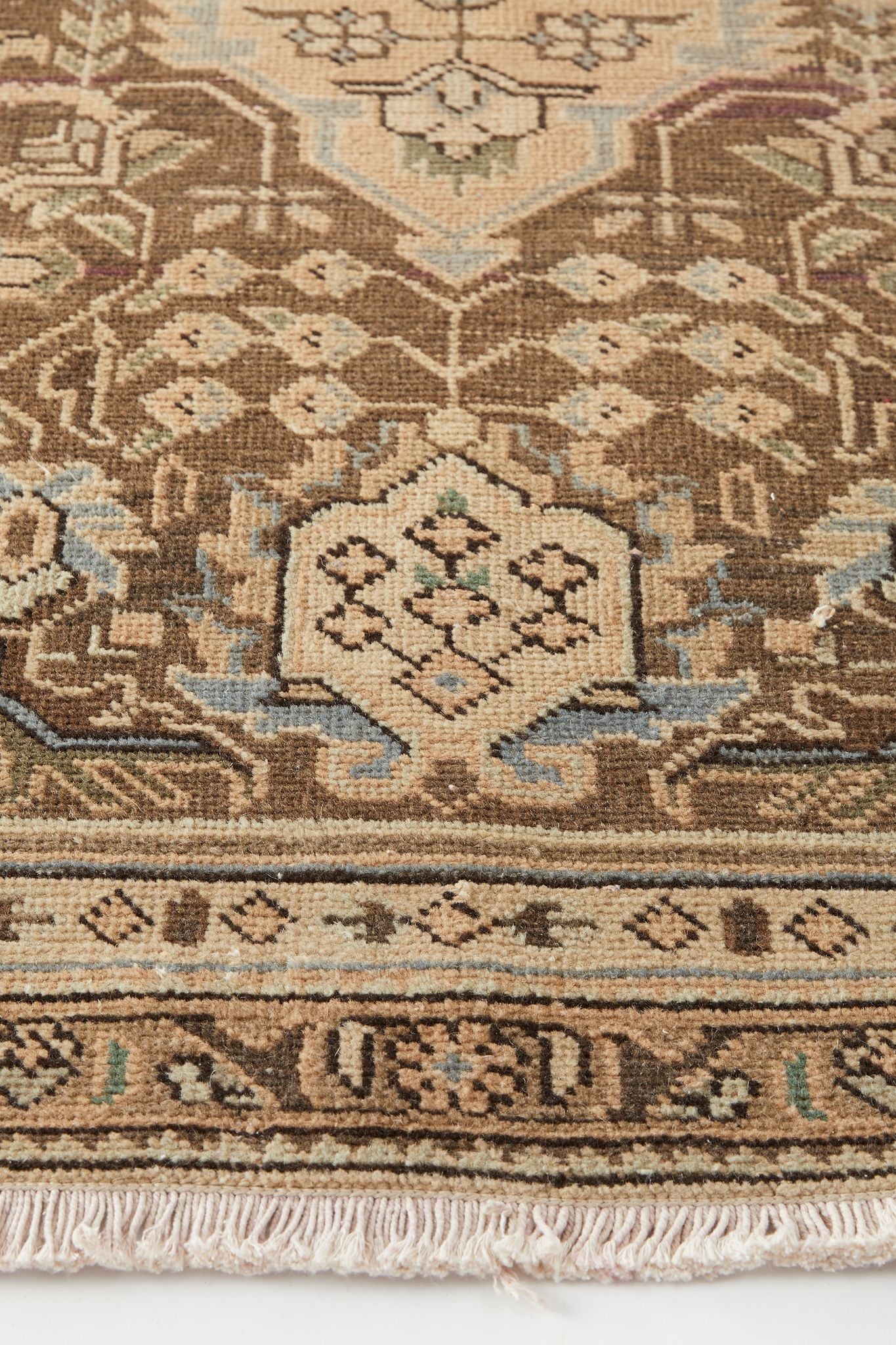 'Terra' Vintage Persian Rug - 6'10