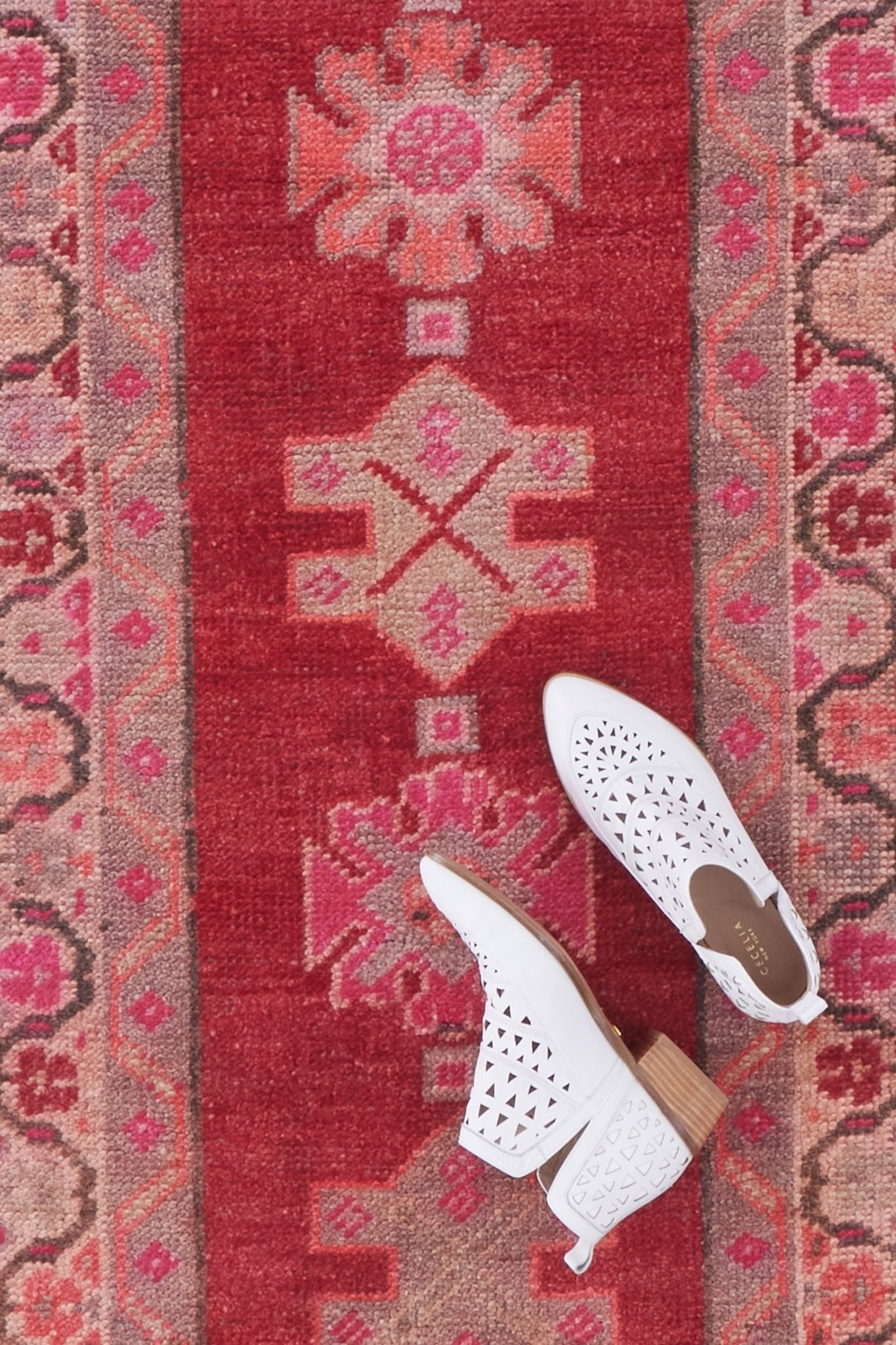 'Tia' Vintage Turkish Runner - 2'2'' x 12'6'' - Canary Lane