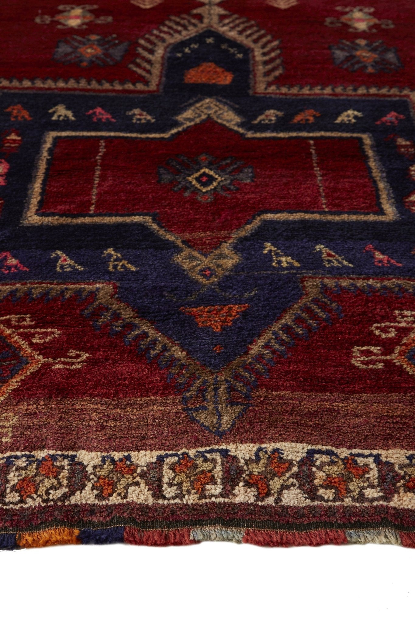 'Tulip' Turkish Oversized Vintage Rug - 4'4'' x 11'7'' - Canary Lane