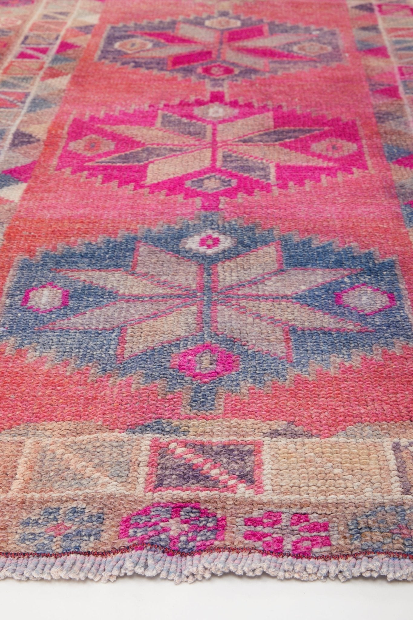 'Vega' Vintage Turkish Runner - 2'8.5'' x 14'8'' - Canary Lane
