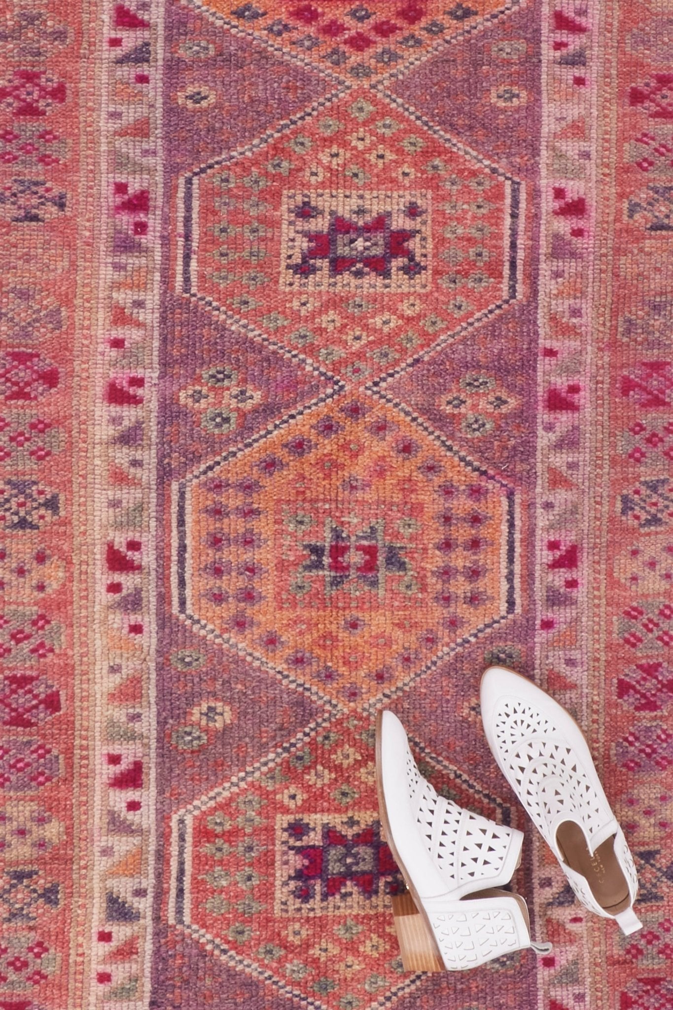 'Veronia' Turkish Vintage Runner - 2'5