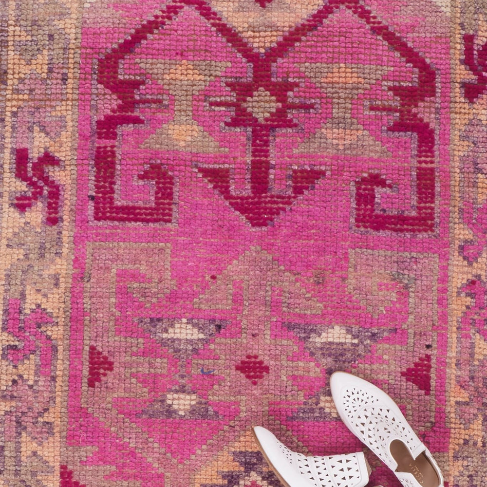 'Abelia' Vintage Turkish Runner - 3'1'' x 10'2.5'' - Canary Lane