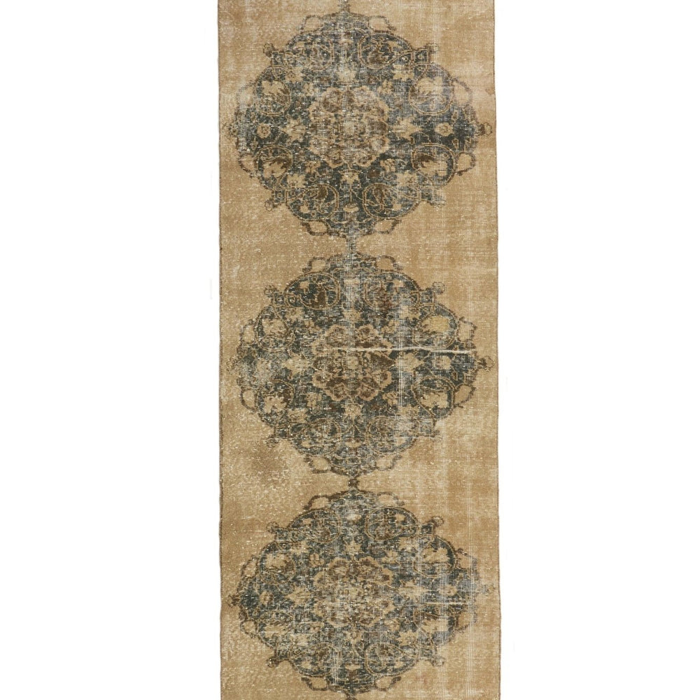 'Accona' Turkish vintage runner - 3'1''x 10'10'' - Canary Lane