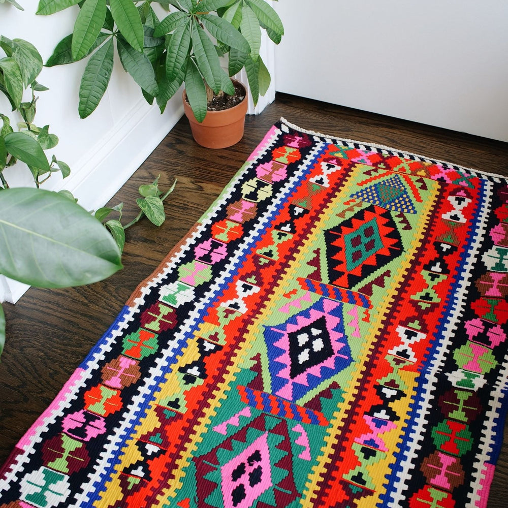 
                  
                    'Aerial' Small Vintage Turkish Kilim Rug - 2’8” x 4’5” - Canary Lane
                  
                
