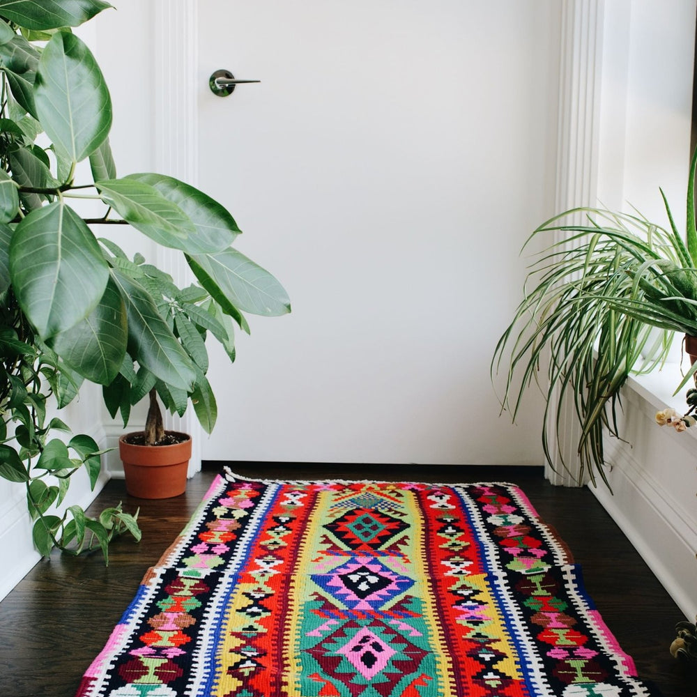 'Aerial' Small Vintage Turkish Kilim Rug - 2’8” x 4’5” - Canary Lane