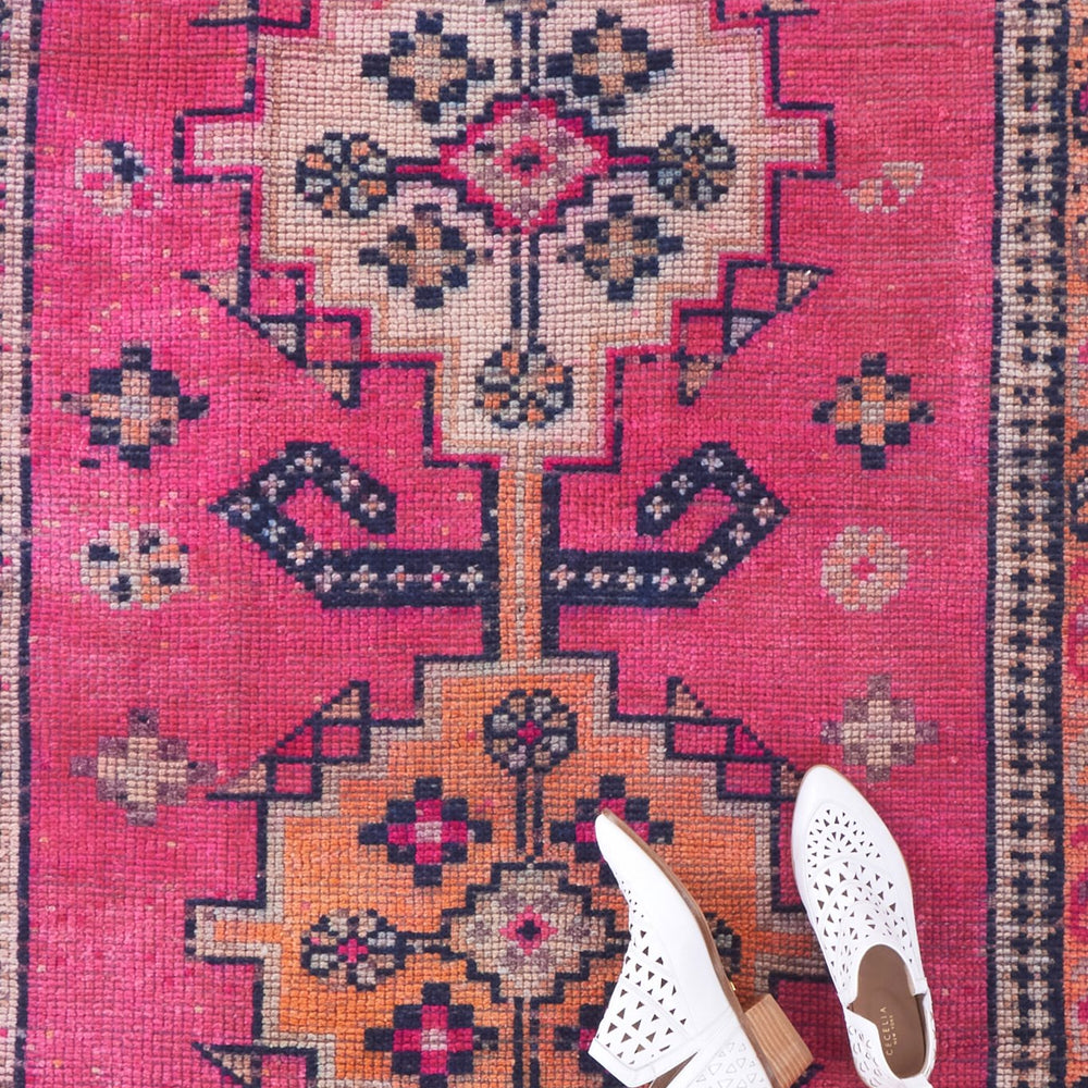 
                  
                    'Ahola' Vintage Turkish Runner - 3'5'' x 10'2'' - Canary Lane
                  
                