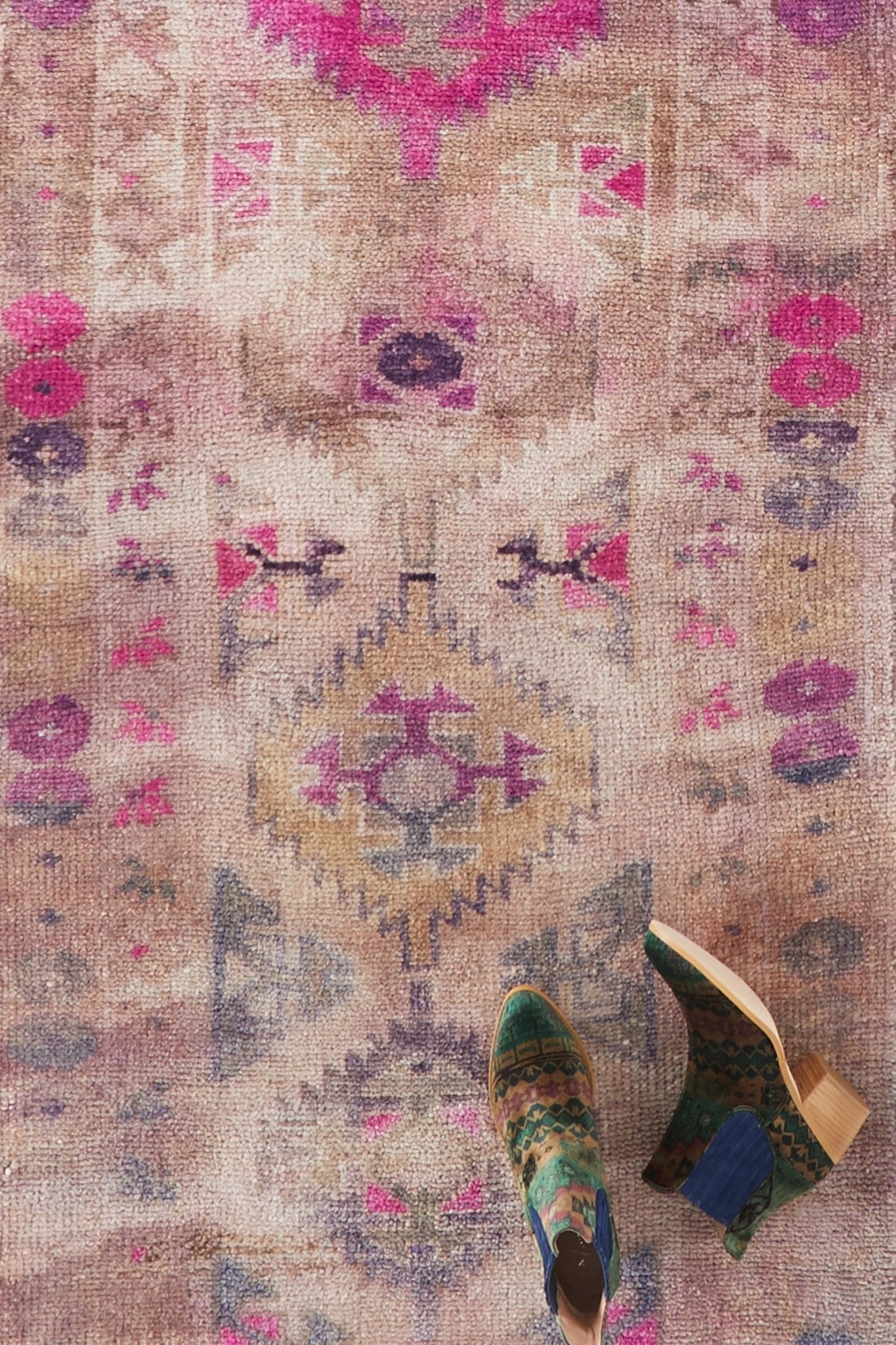 'Allium' Vintage Turkish Ombré Runner - 2'9'' x 13'4'' - Canary Lane