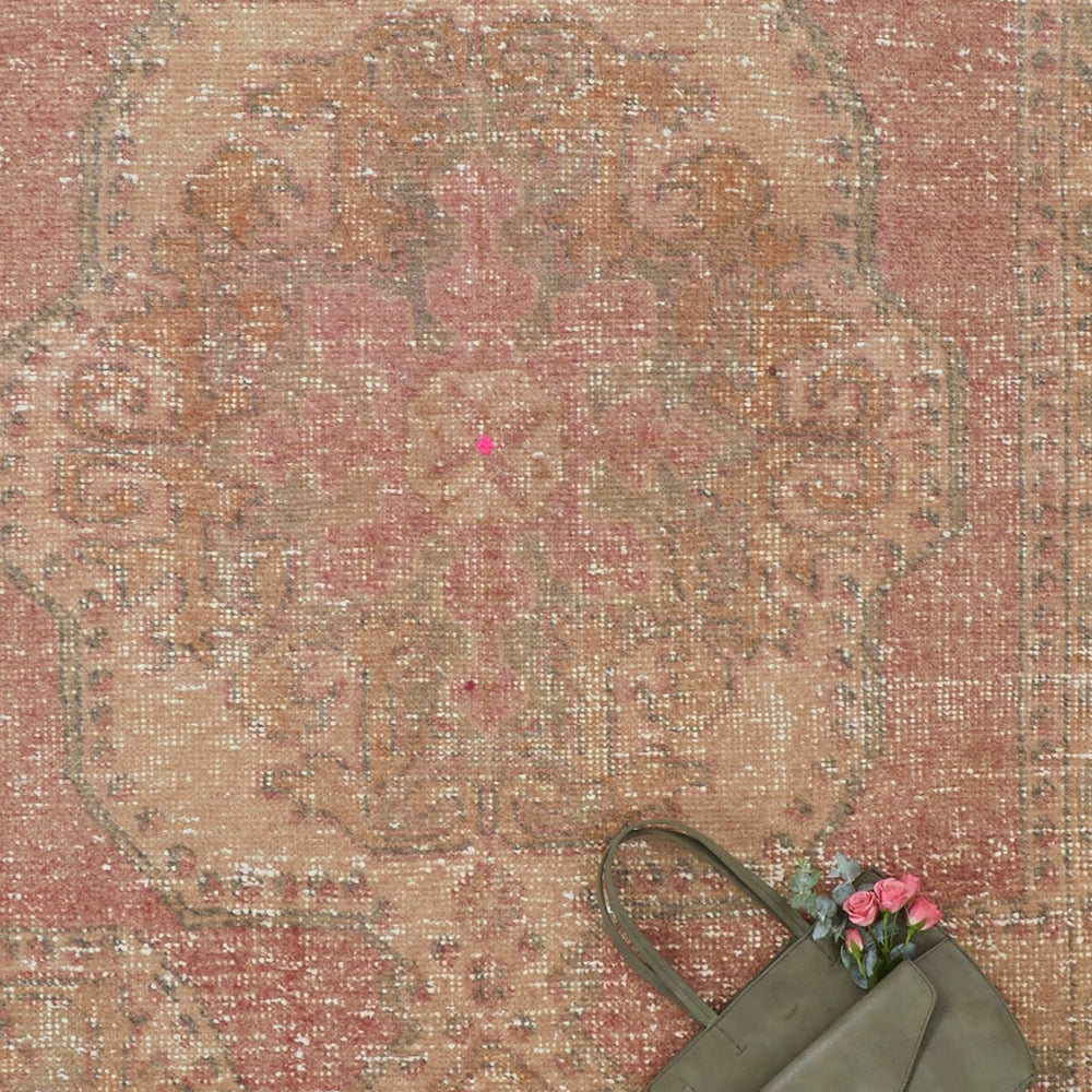 
                      
                        'Atlas' Vintage Rug - 4'1" x 7'0" - Canary Lane
                      
                    