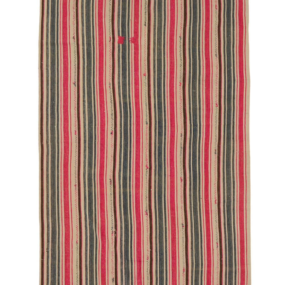 
                  
                    'Berry' Vintage Heirloom Area Rug - 5'9" x 10'8" - Canary Lane
                  
                