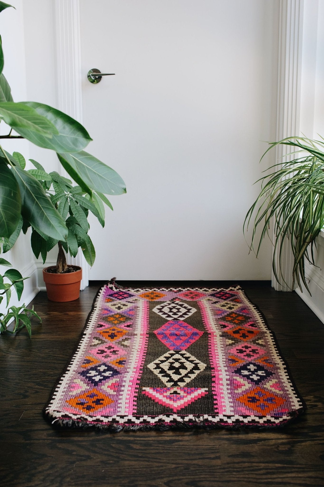 'Bouquet' Small Vintage Turkish Kilim Rug - 2’2” x 3’11” - Canary Lane